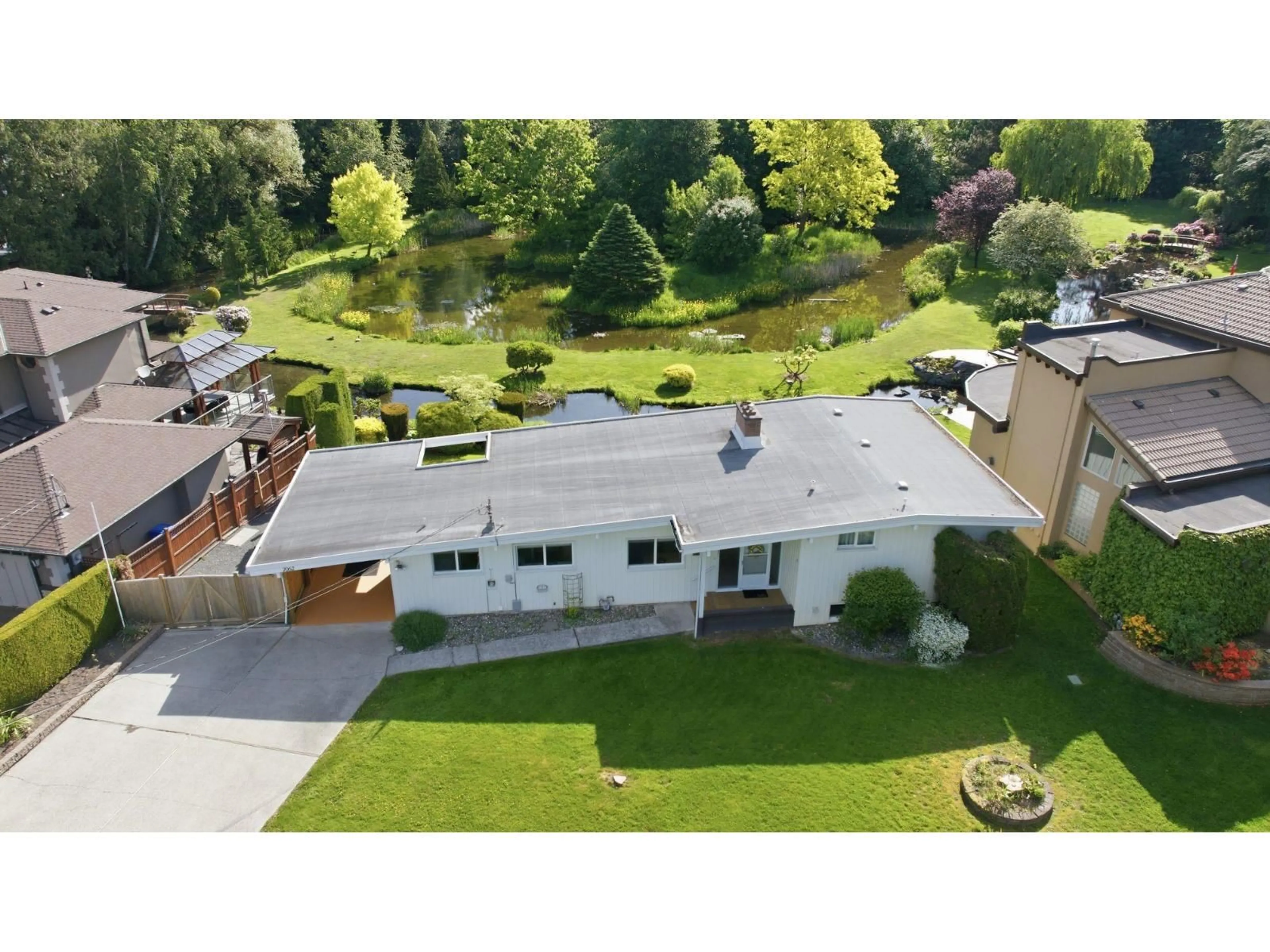 A pic from outside/outdoor area/front of a property/back of a property/a pic from drone, water/lake/river/ocean view for 7062 EDEN DRIVE, Chilliwack British Columbia V2R1E6