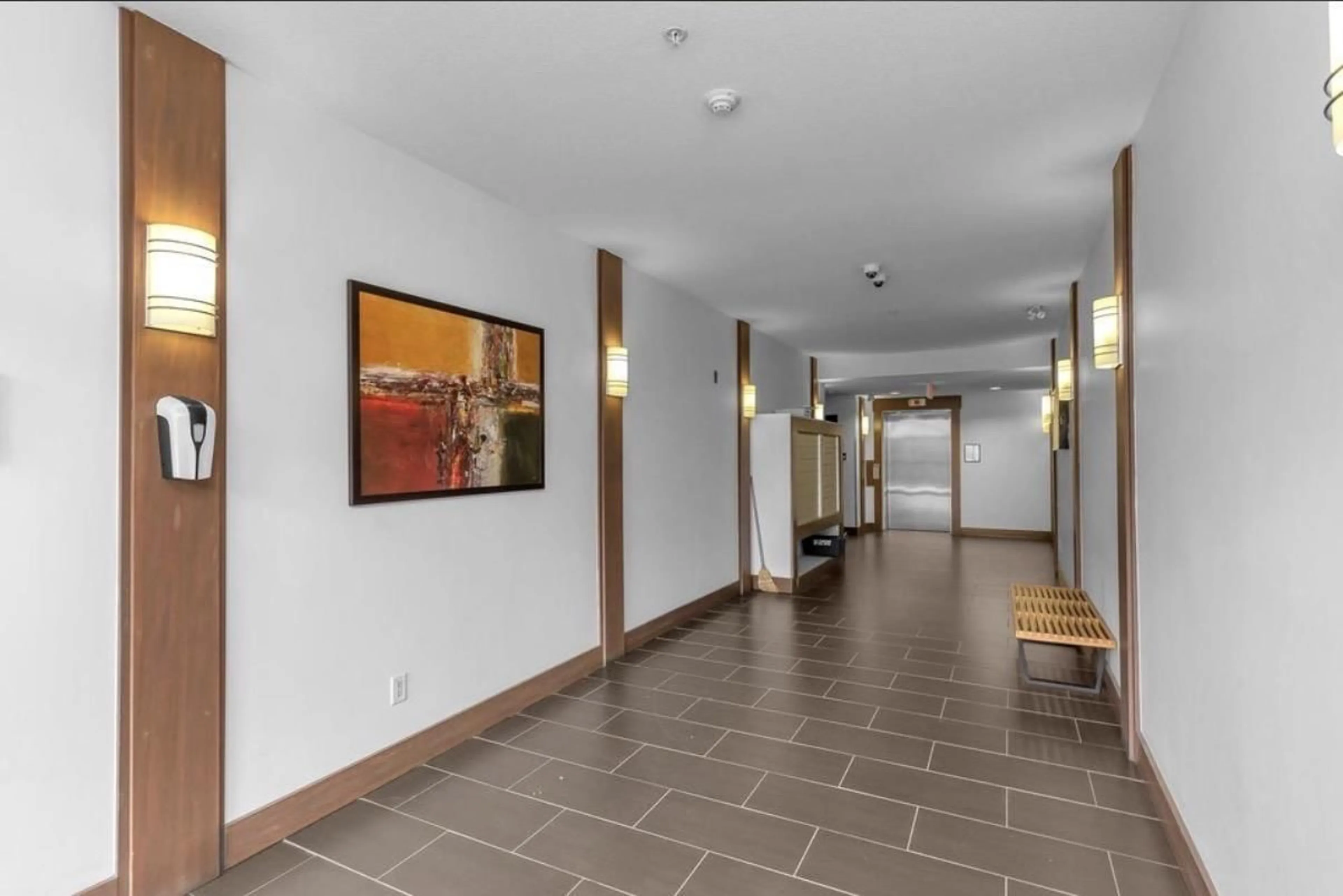Lobby for 208 - 2943 NELSON PLACE, Abbotsford British Columbia V2S0C8