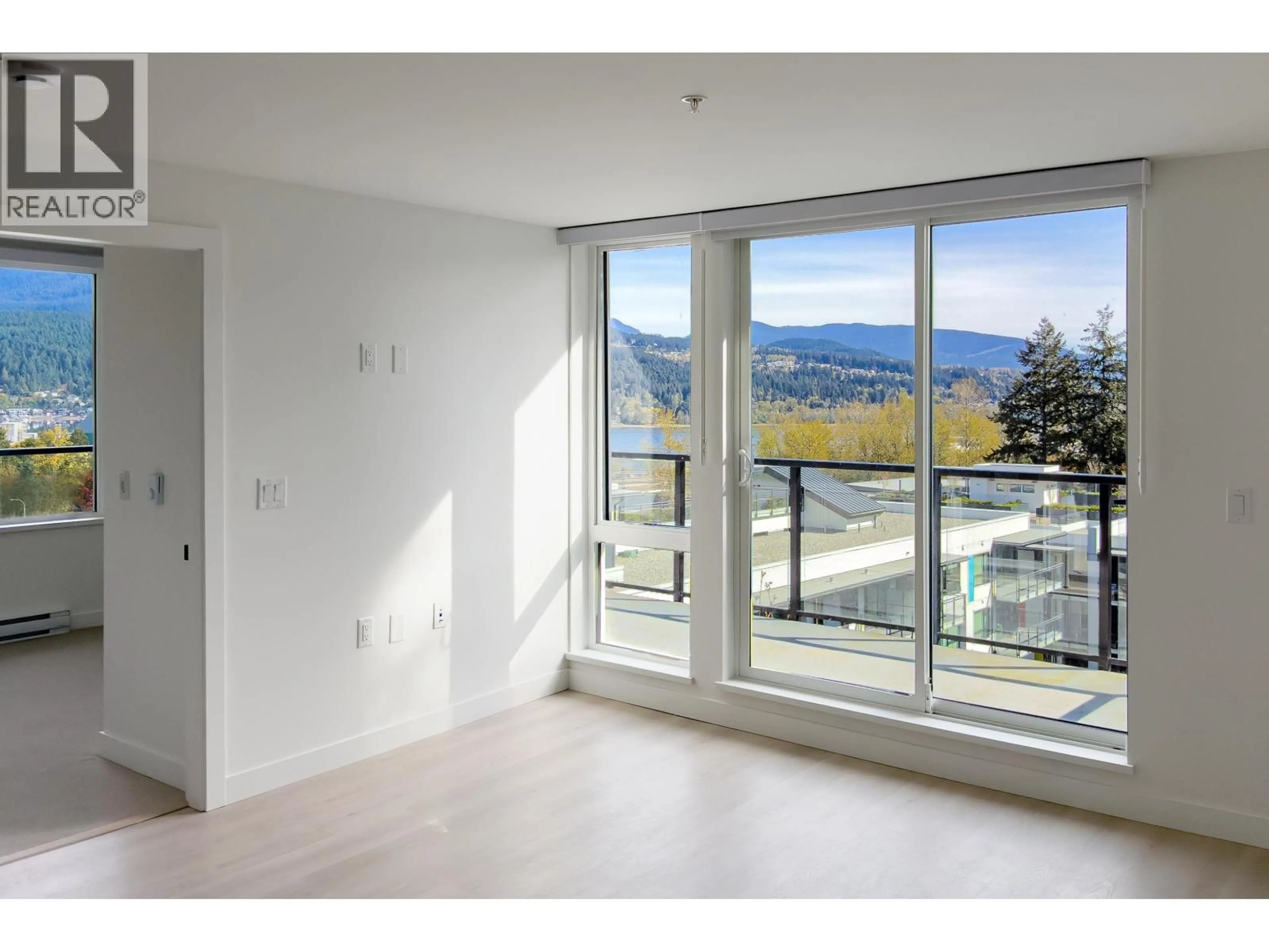 Unknown for 406 - 2002 ST. GEORGE STREET, Port Moody British Columbia V3H0N4