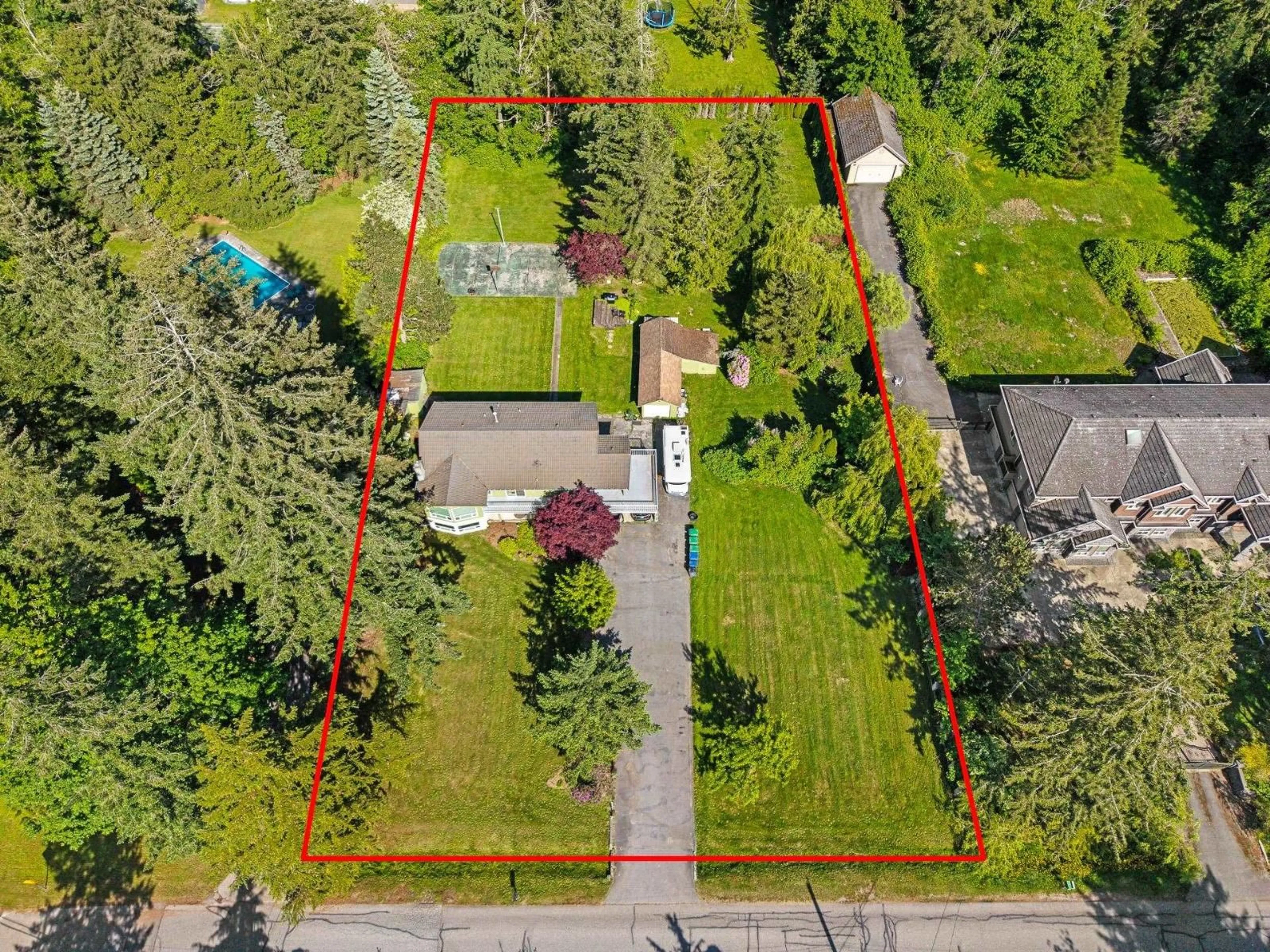 A pic from outside/outdoor area/front of a property/back of a property/a pic from drone, street for 2290 171 STREET, Surrey British Columbia V3Z9X6