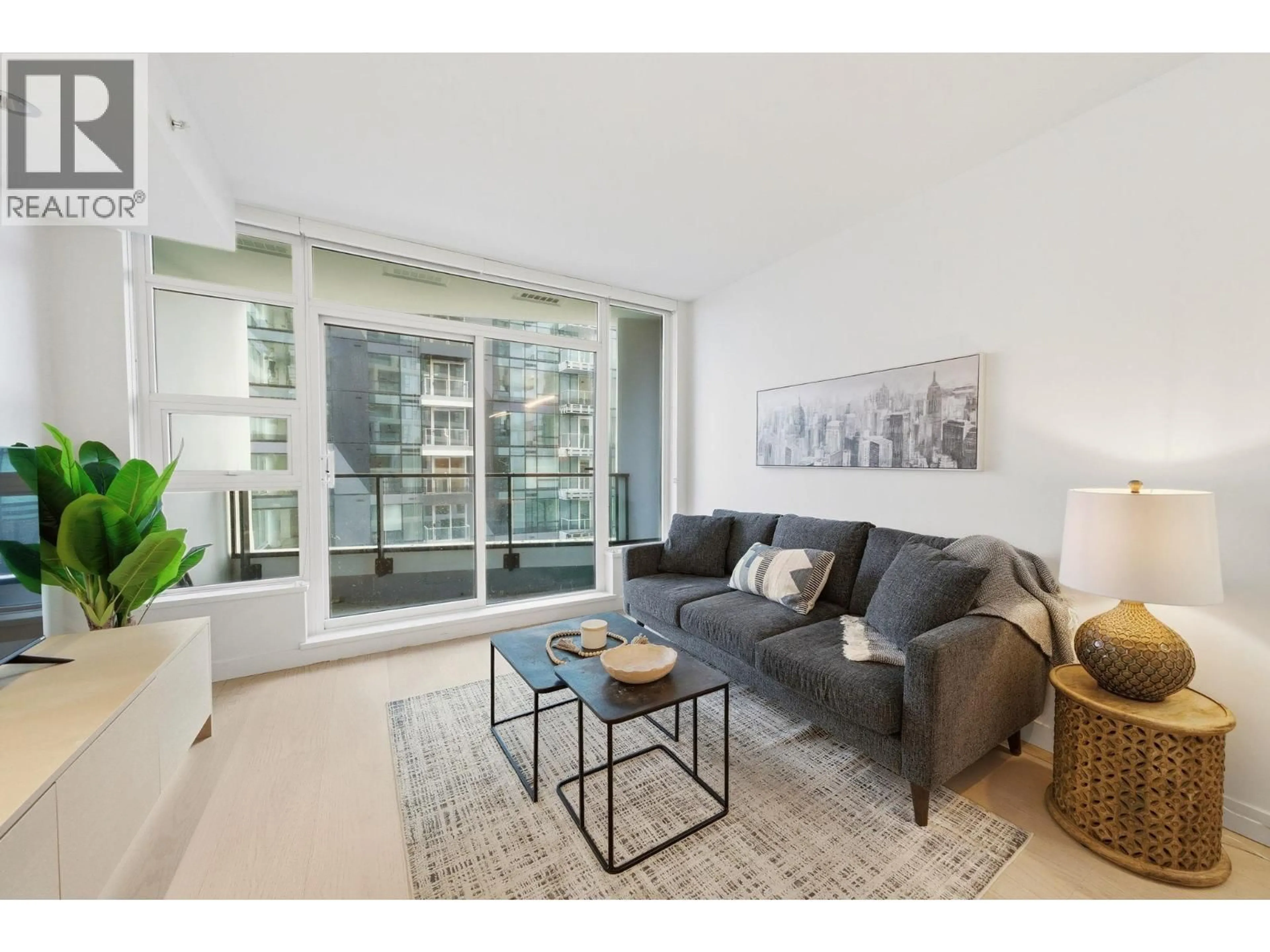 Living room with furniture, unknown for 2606 - 1289 HORNBY STREET, Vancouver British Columbia V6Z0G7