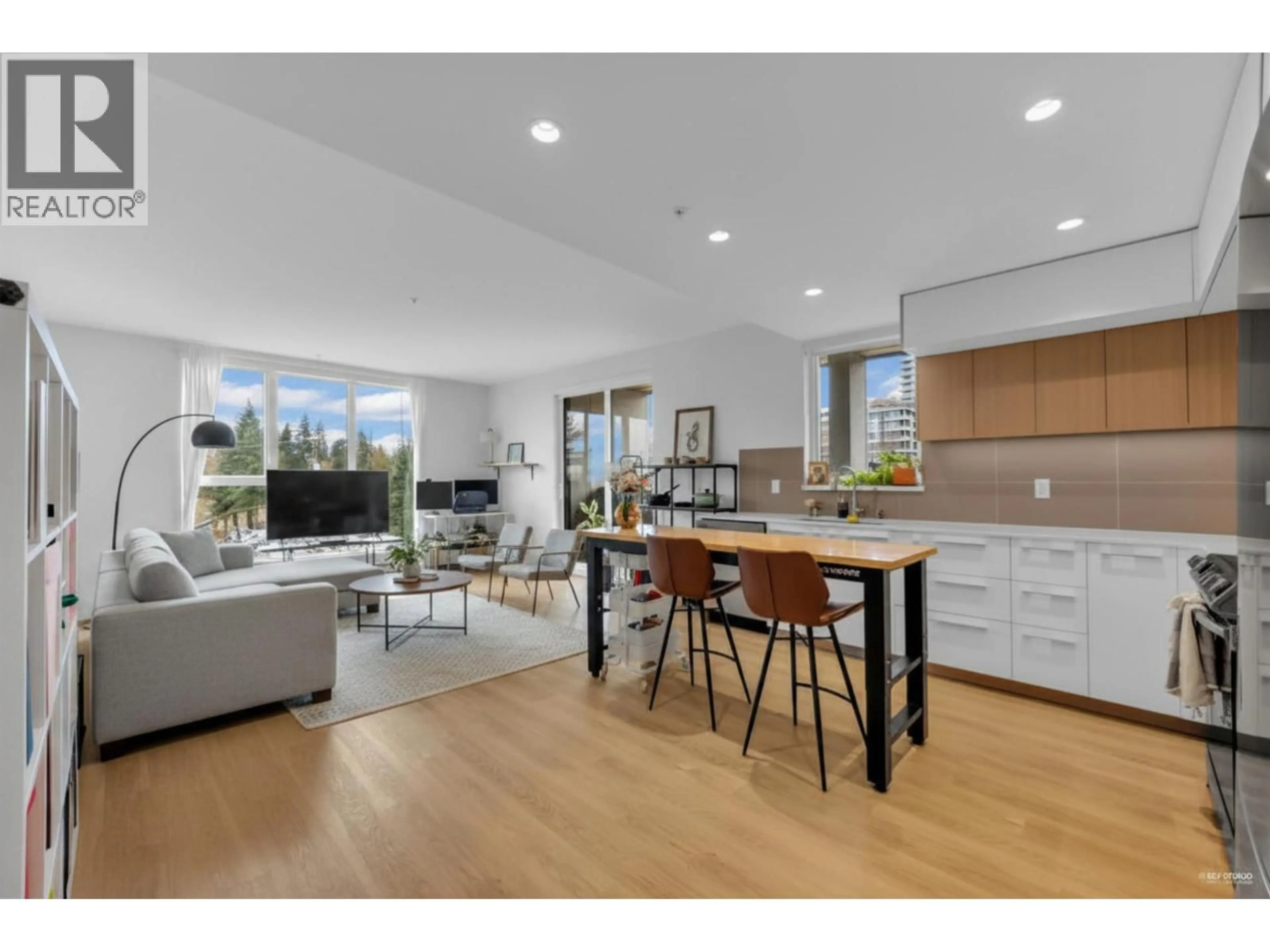 Open concept kitchen, wood/laminate floor for 510 - 9888 UNIVERSITY CRESCENT, Burnaby British Columbia V5A0G4