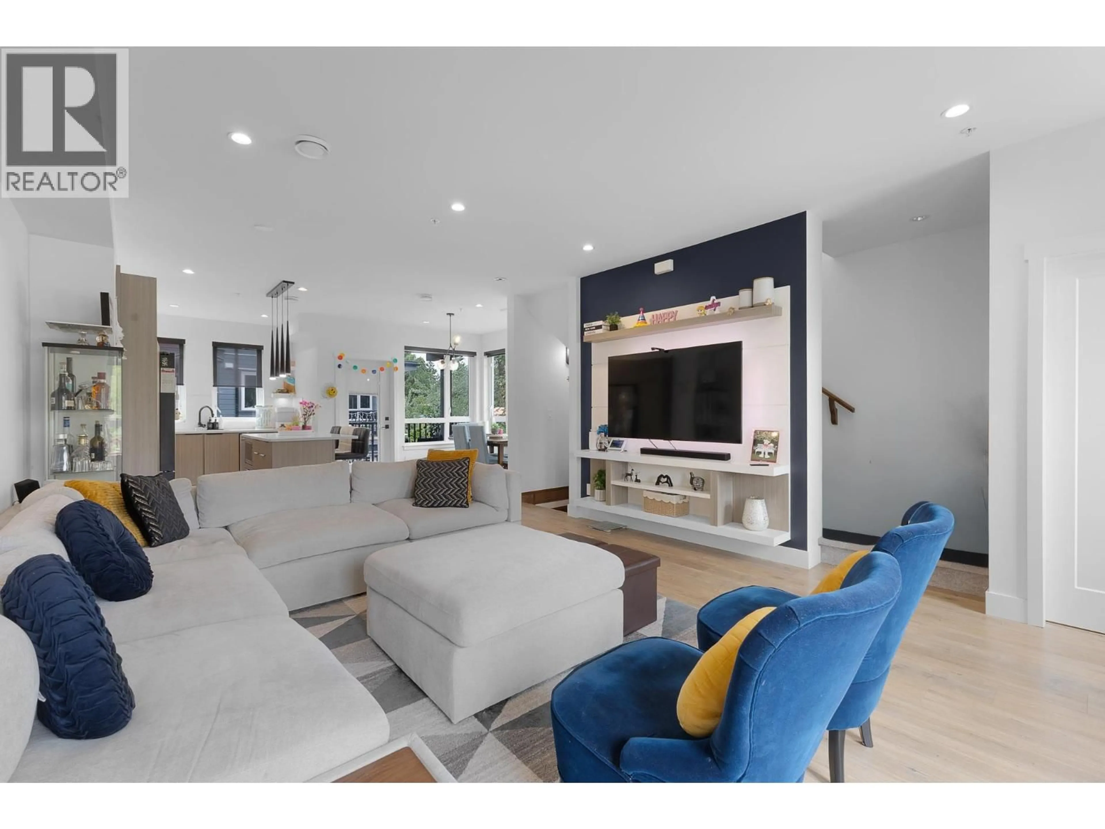 Living room with furniture, unknown for 46 - 11851 232 STREET, Maple Ridge British Columbia V2X6S8