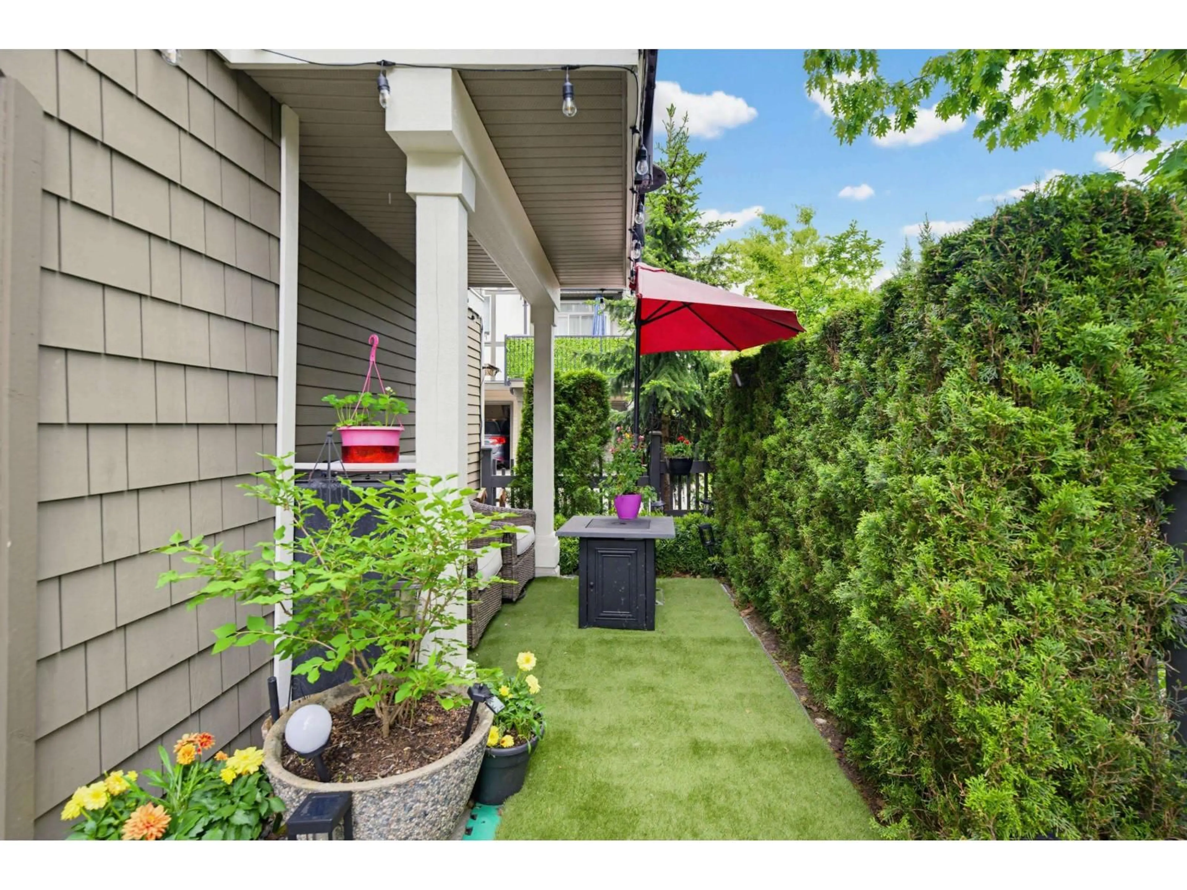 Patio, street for 131 - 8138 204 STREET, Langley British Columbia V2Y0T4
