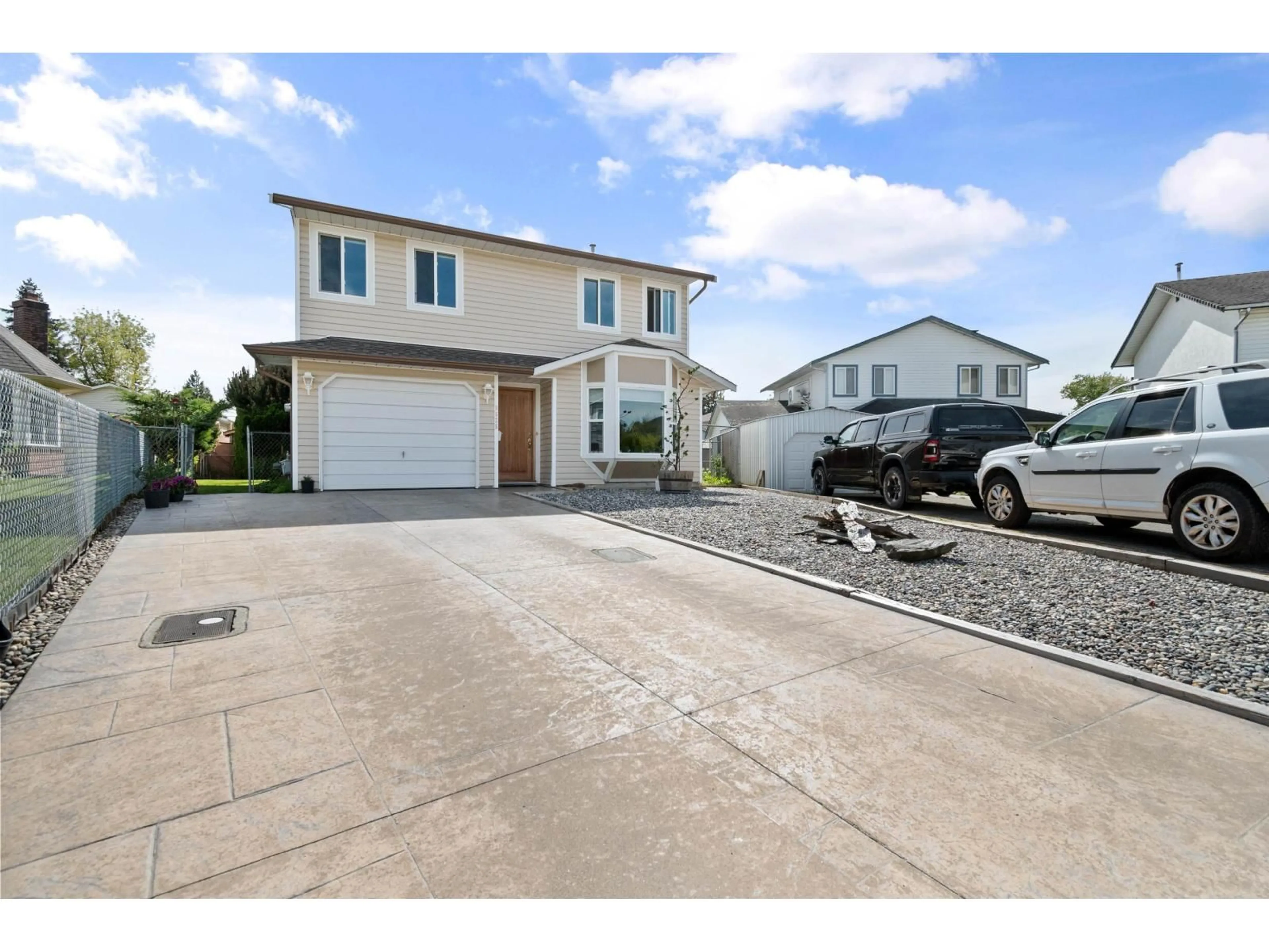 Home with vinyl exterior material, street for 9525 NORTHVIEW STREET, Chilliwack British Columbia V2P7G8