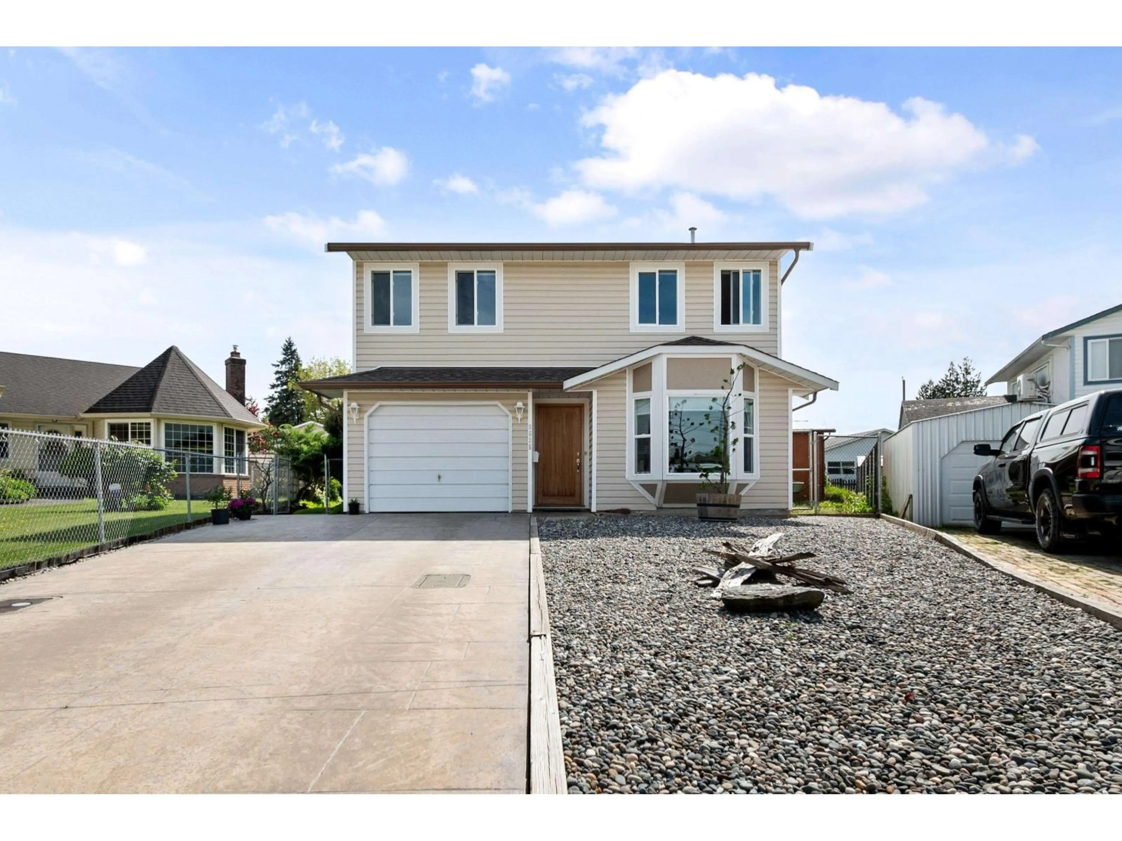 Home with vinyl exterior material, street for 9525 NORTHVIEW STREET, Chilliwack British Columbia V2P7G8