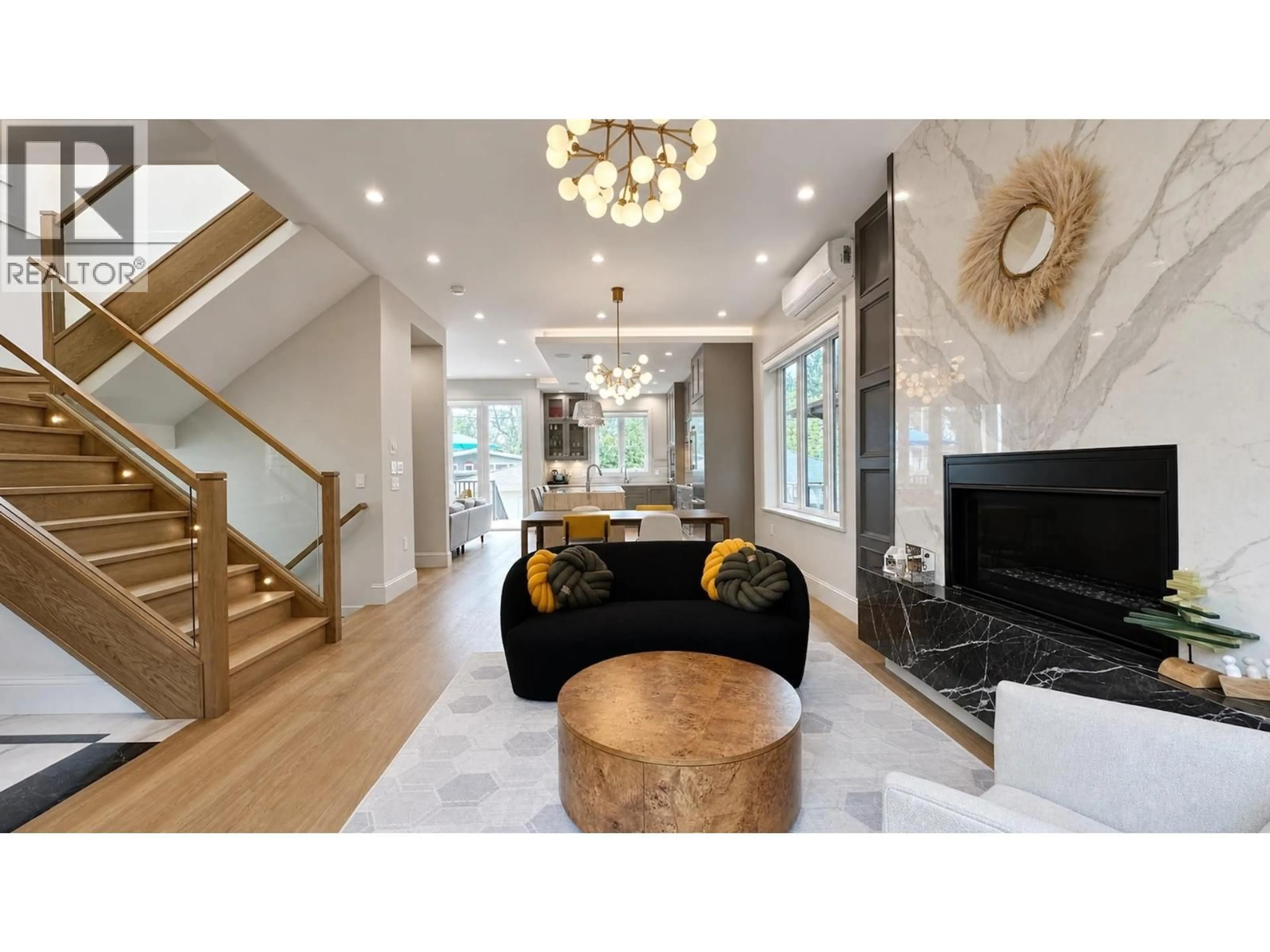 Living room with furniture, unknown for 4618 8TH AVENUE, Vancouver British Columbia V6R2A7