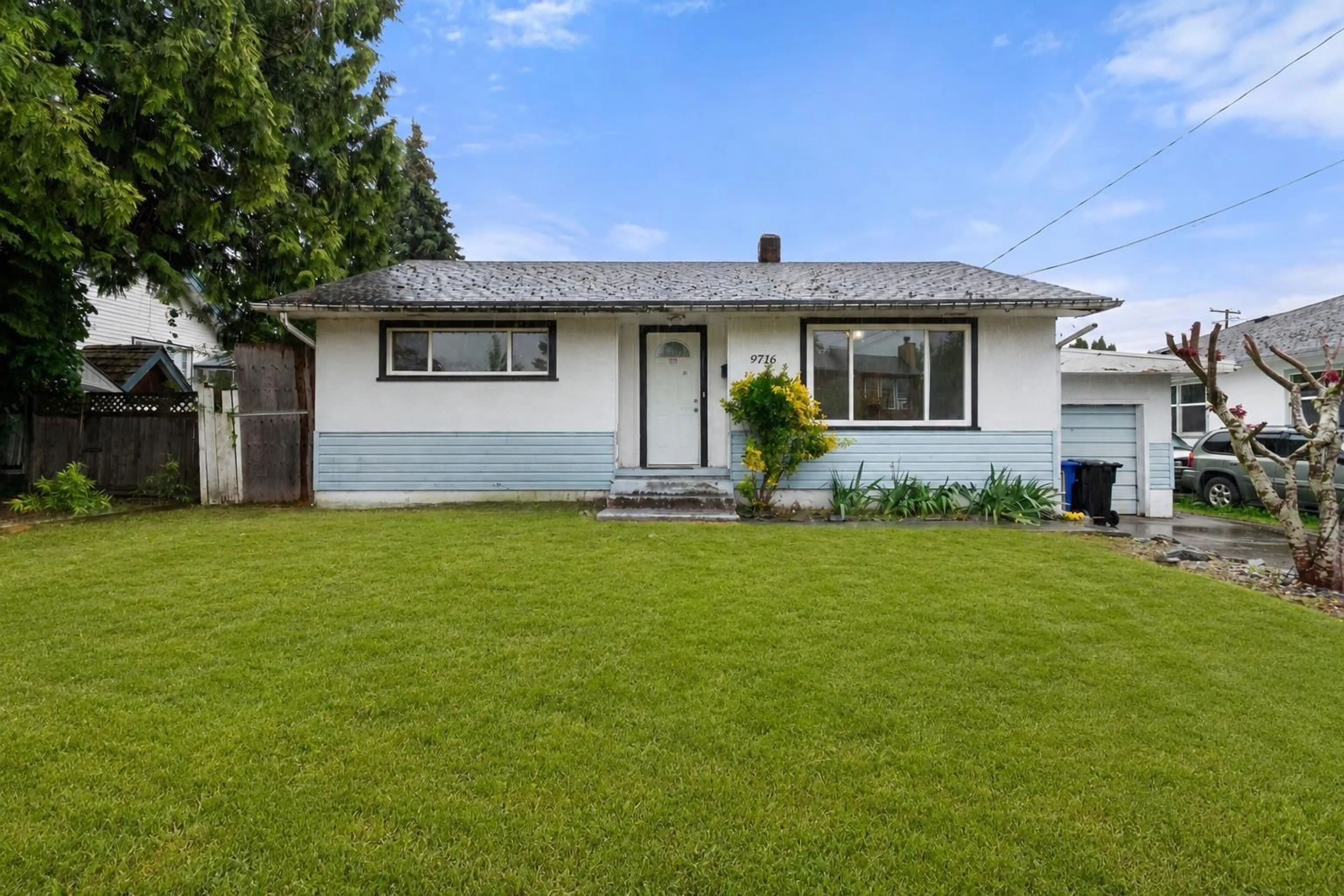 Home with vinyl exterior material, street for 9716 WILLIAMS STREET, Chilliwack British Columbia V2P5G7