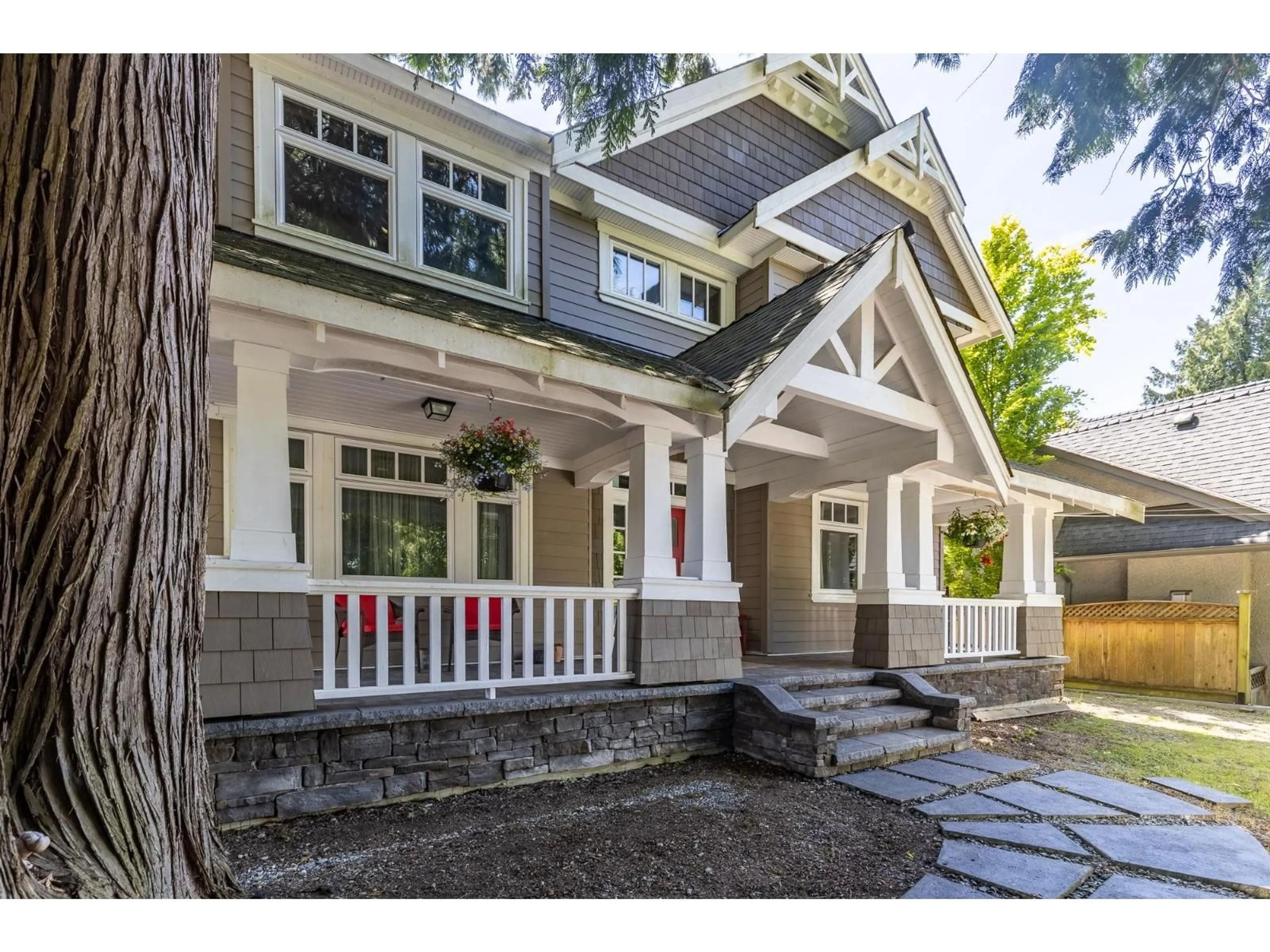 Home with vinyl exterior material, street for 12522 26A AVENUE, Surrey British Columbia V4A2M3