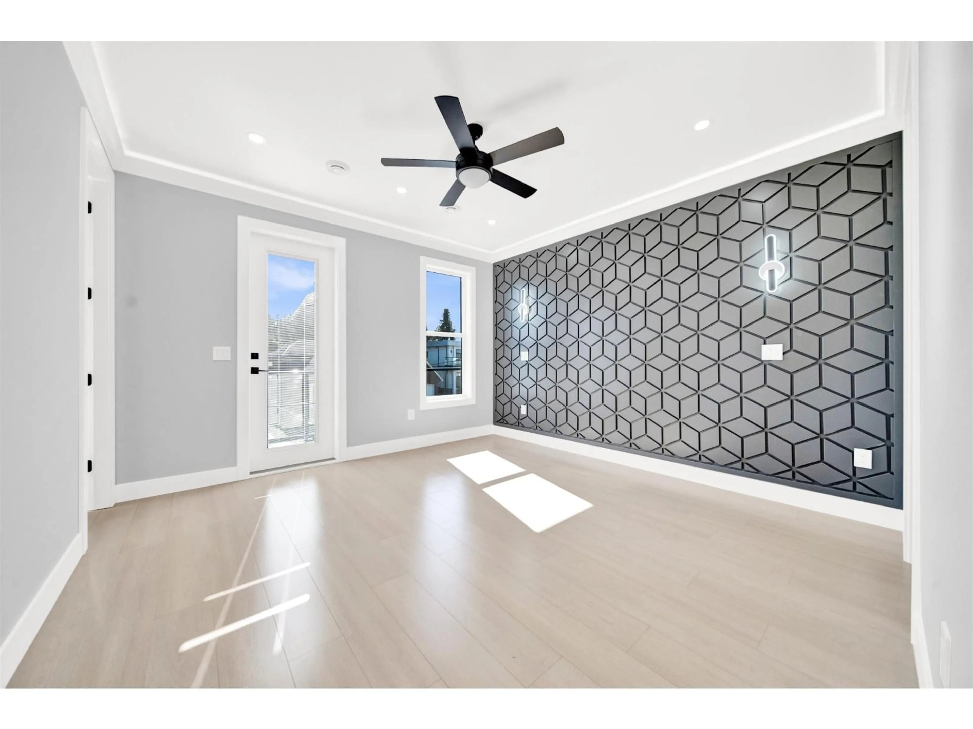 Indoor entryway for 11775 82B AVENUE, Delta British Columbia V4C2E8