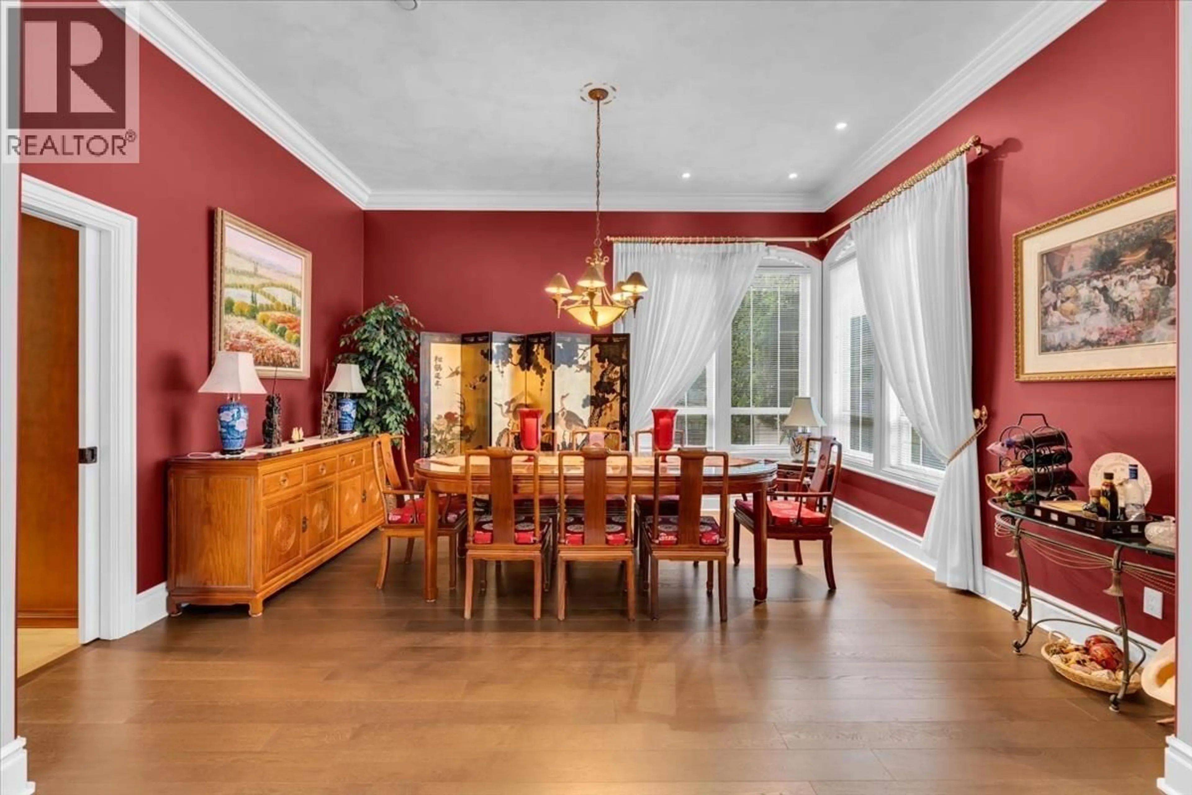 Dining room, wood/laminate floor for 3073 TIMBER COURT, Coquitlam British Columbia V3E2Y8