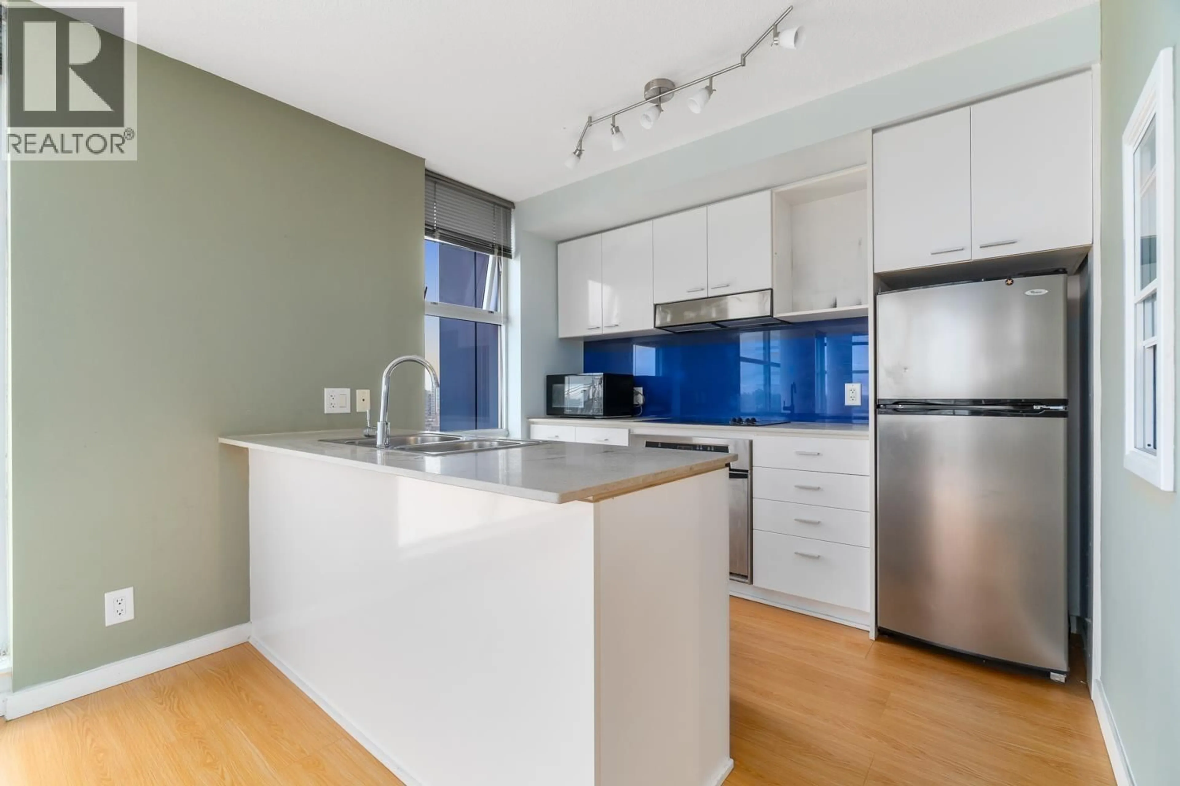 Unknown for 2801 - 111 WEST GEORGIA STREET, Vancouver British Columbia V6B1T8