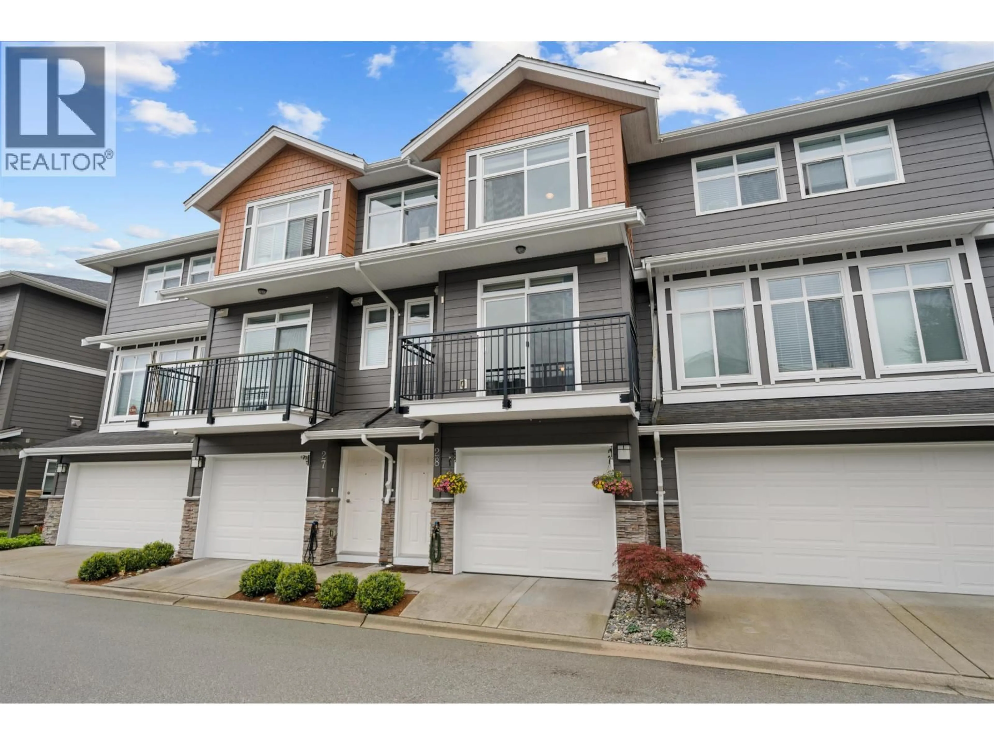 A pic from outside/outdoor area/front of a property/back of a property/a pic from drone, street for 28 - 11461 236TH STREET, Maple Ridge British Columbia V2W0H6