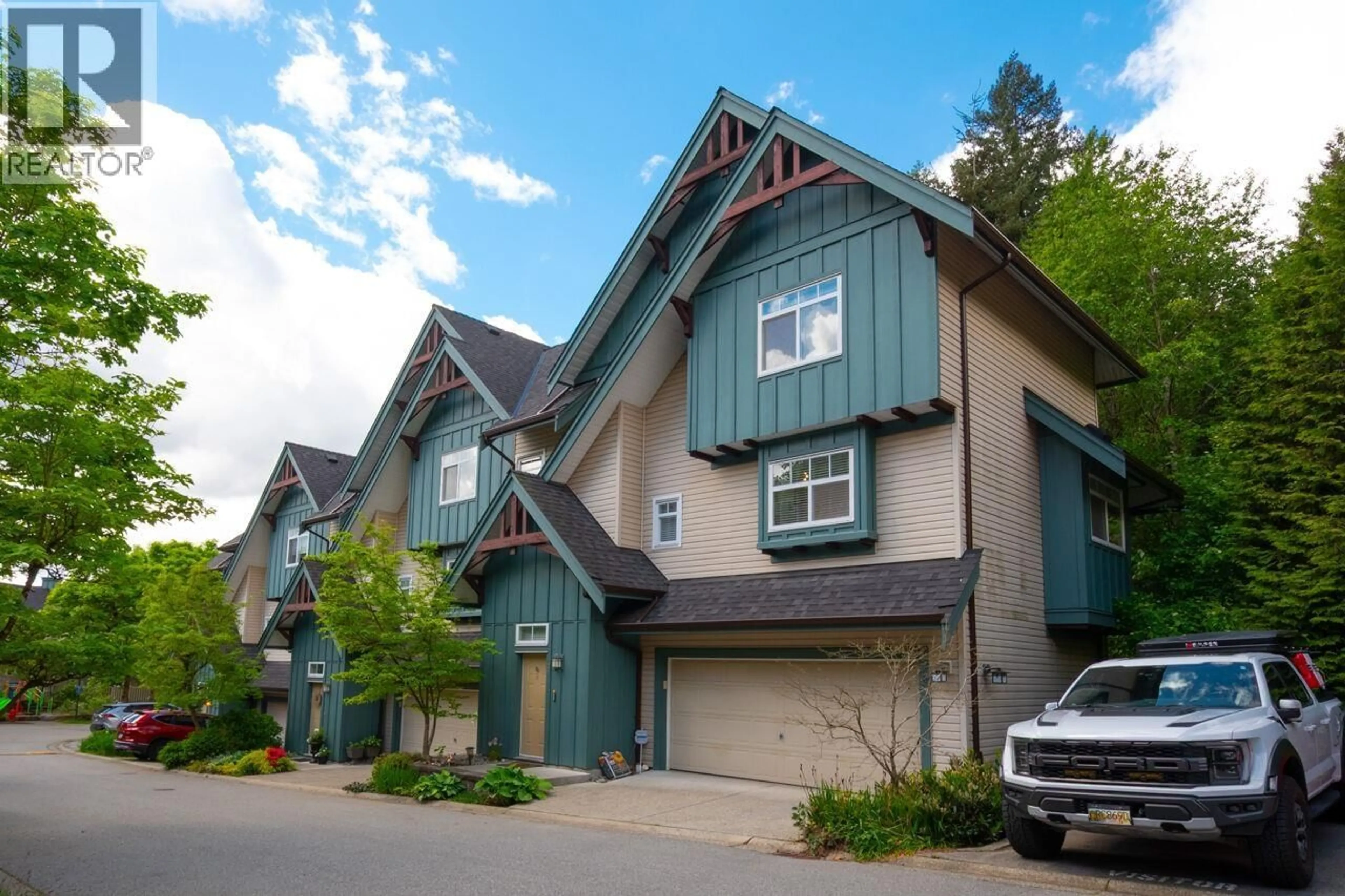 Home with vinyl exterior material, street for 28 - 50 PANORAMA PLACE, Port Moody British Columbia V3H5H5