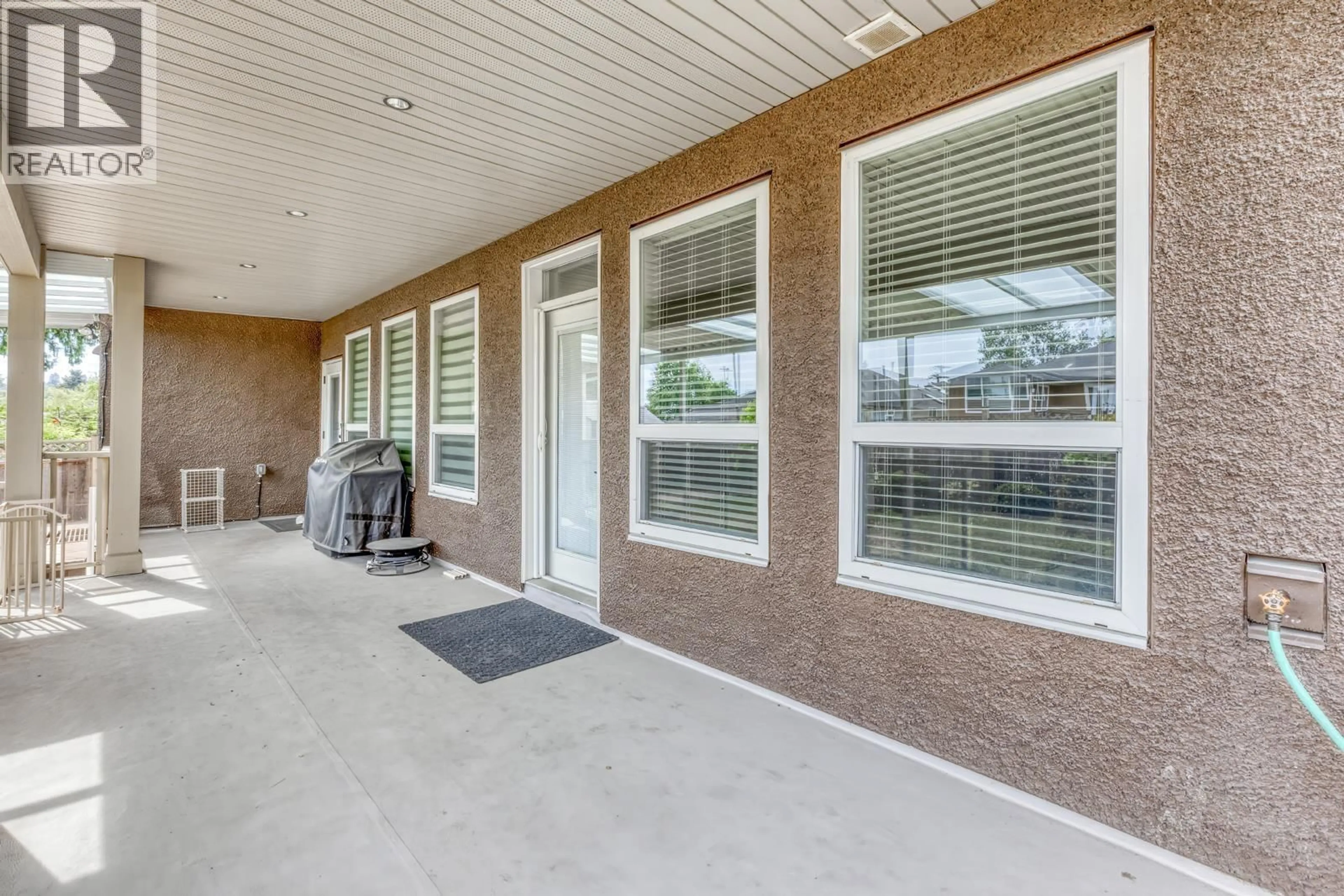 Patio, unknown for 710 RODERICK AVENUE, Coquitlam British Columbia V3K1P5