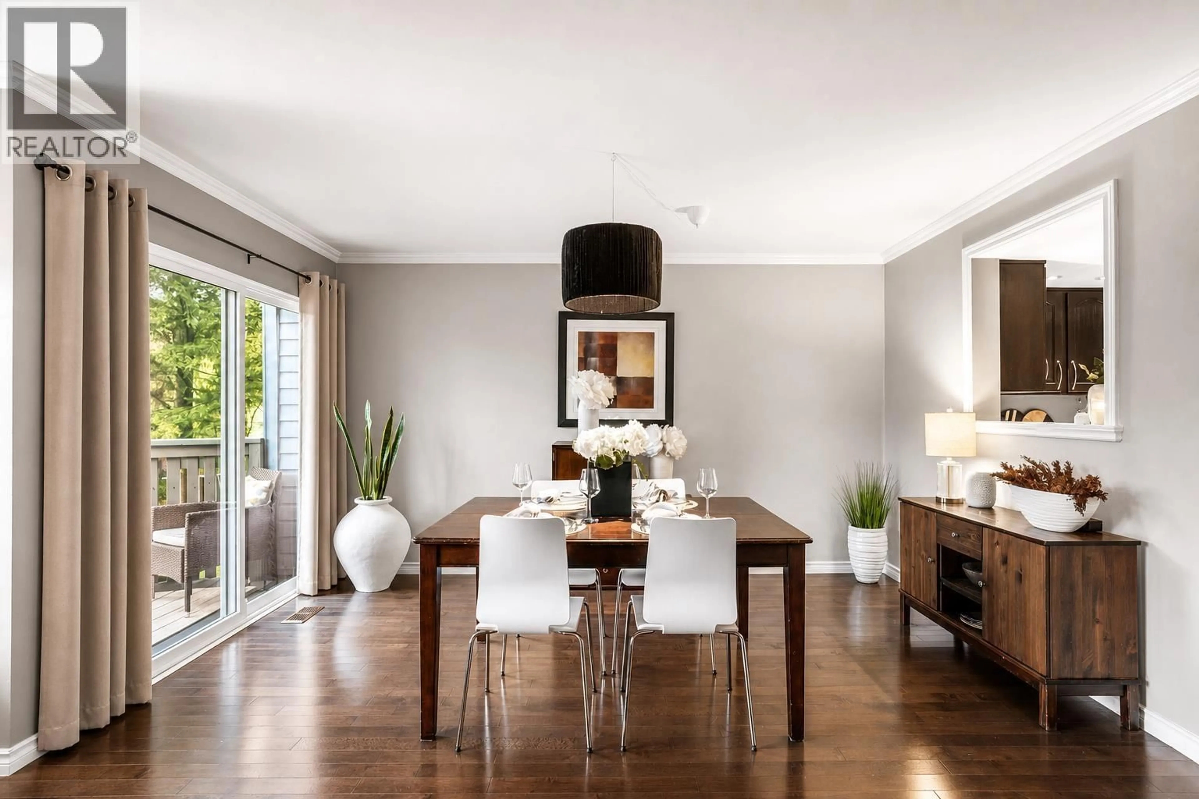 Dining room, wood/laminate floor for 536 LEHMAN PLACE, Port Moody British Columbia V3H3Z6