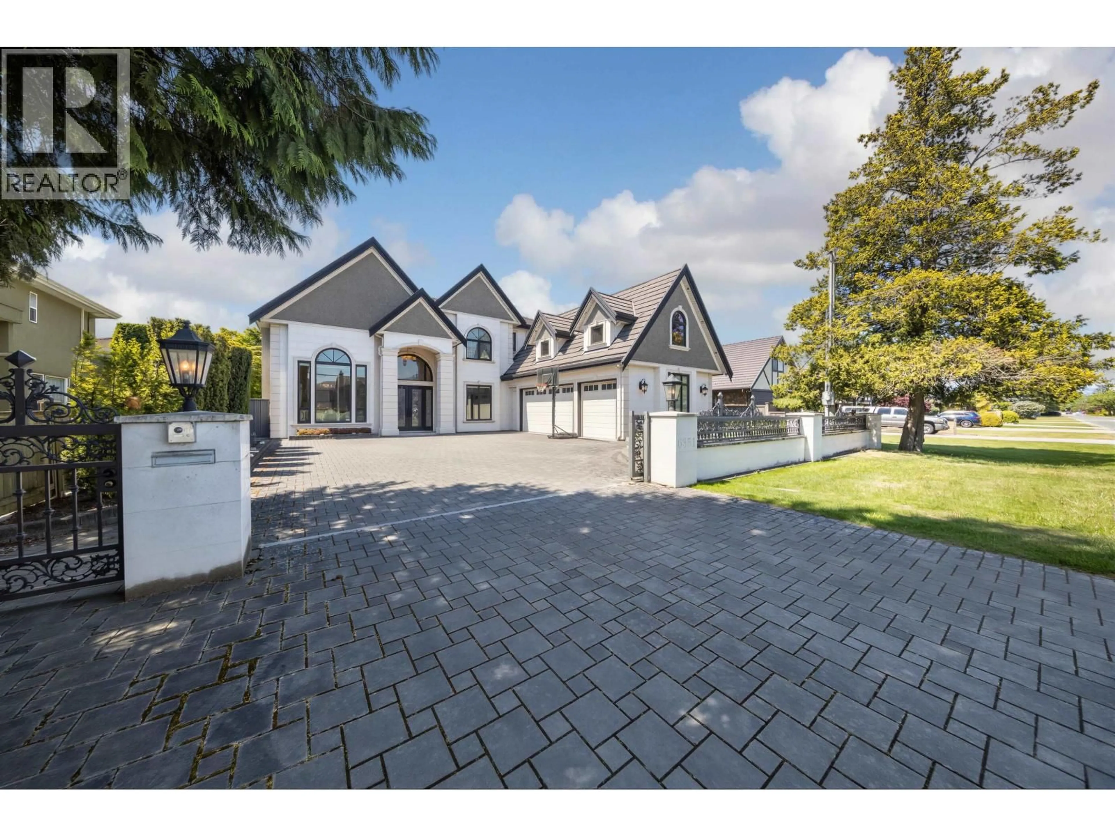 A pic from outside/outdoor area/front of a property/back of a property/a pic from drone, street for 6351 DOVER ROAD, Richmond British Columbia V7C3K9