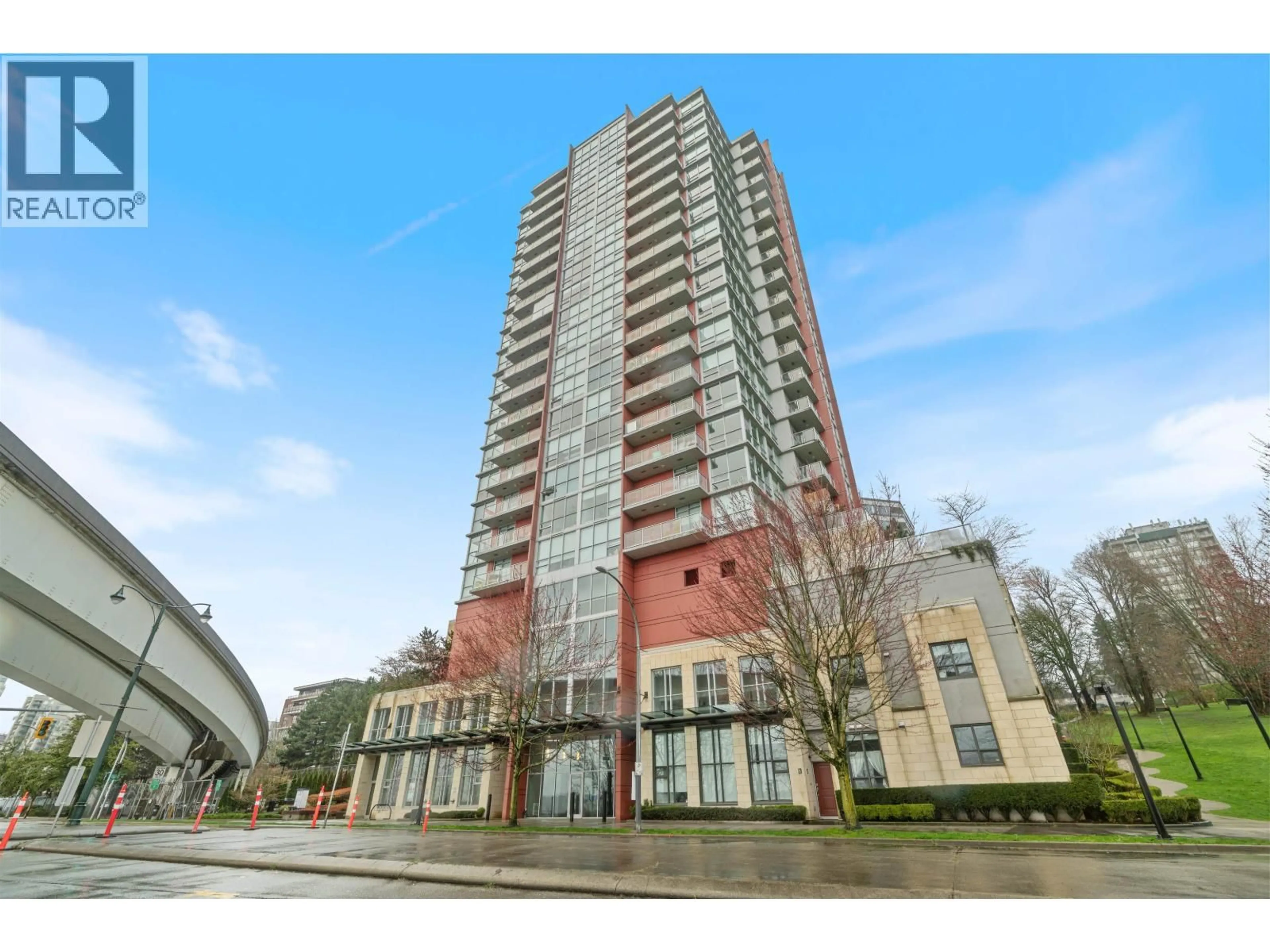 Indoor foyer for 1602 - 125 COLUMBIA STREET, New Westminster British Columbia V3L0G8