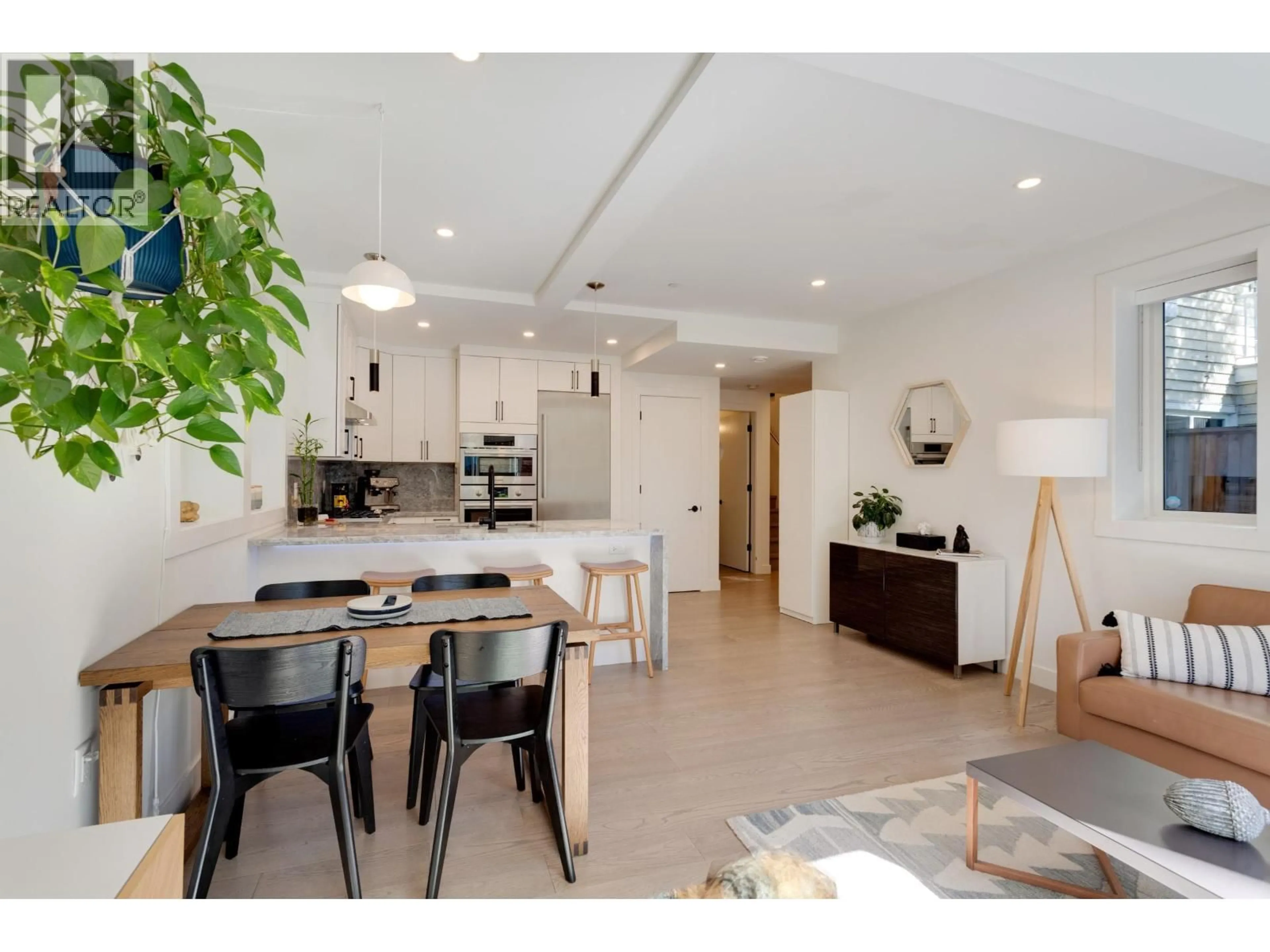 Open concept kitchen, unknown for 1372 10TH AVENUE, Vancouver British Columbia V5N1X3