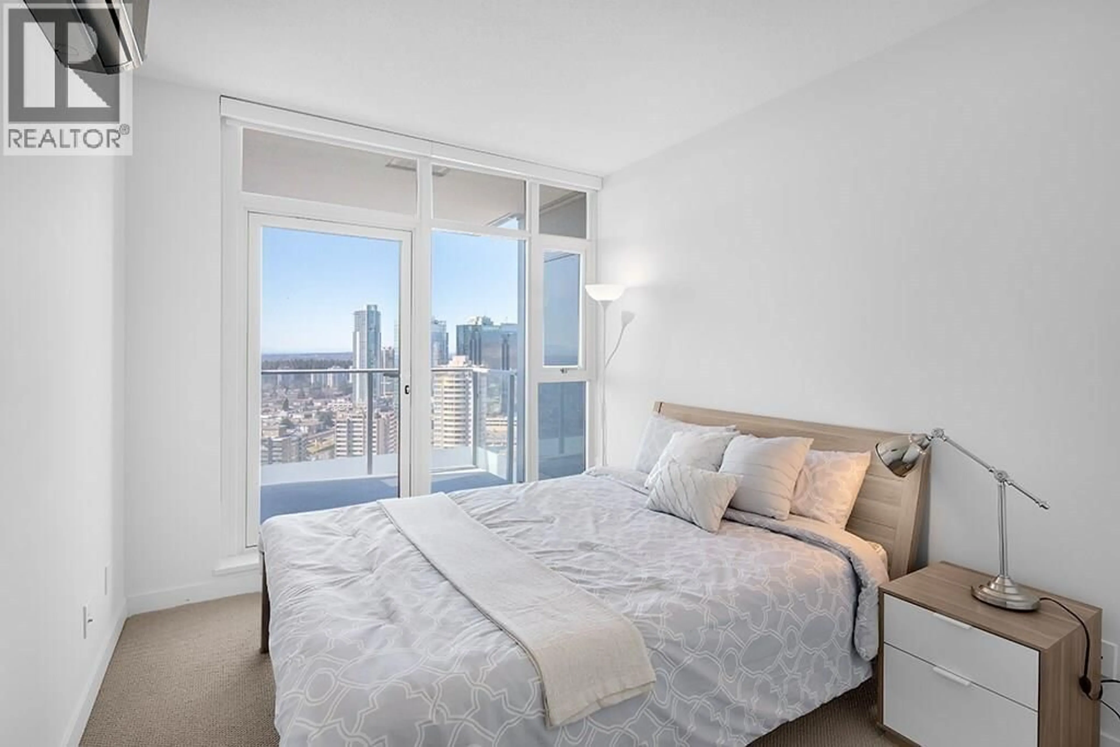 Bedroom with bed, unknown for 3605 - 6588 NELSON AVENUE, Burnaby British Columbia V5H0E8
