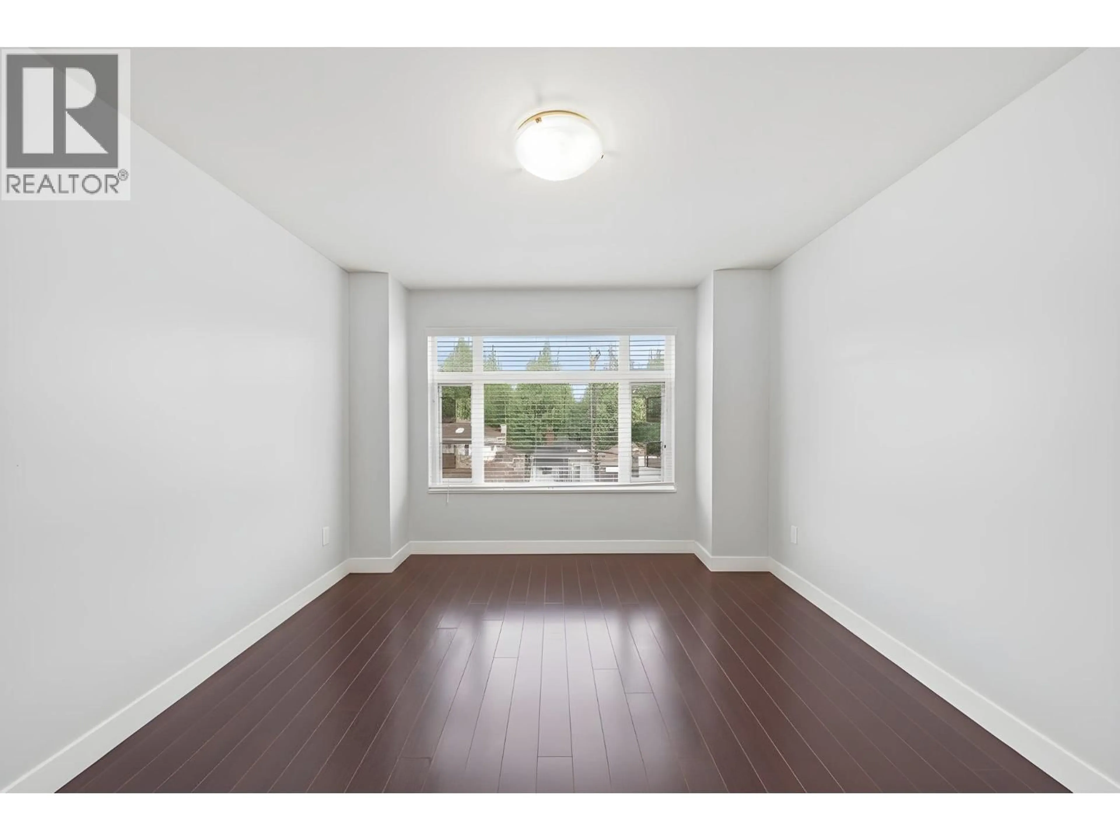 A pic of a room for 303 - 2745 HASTINGS STREET, Vancouver British Columbia V5K1Z8