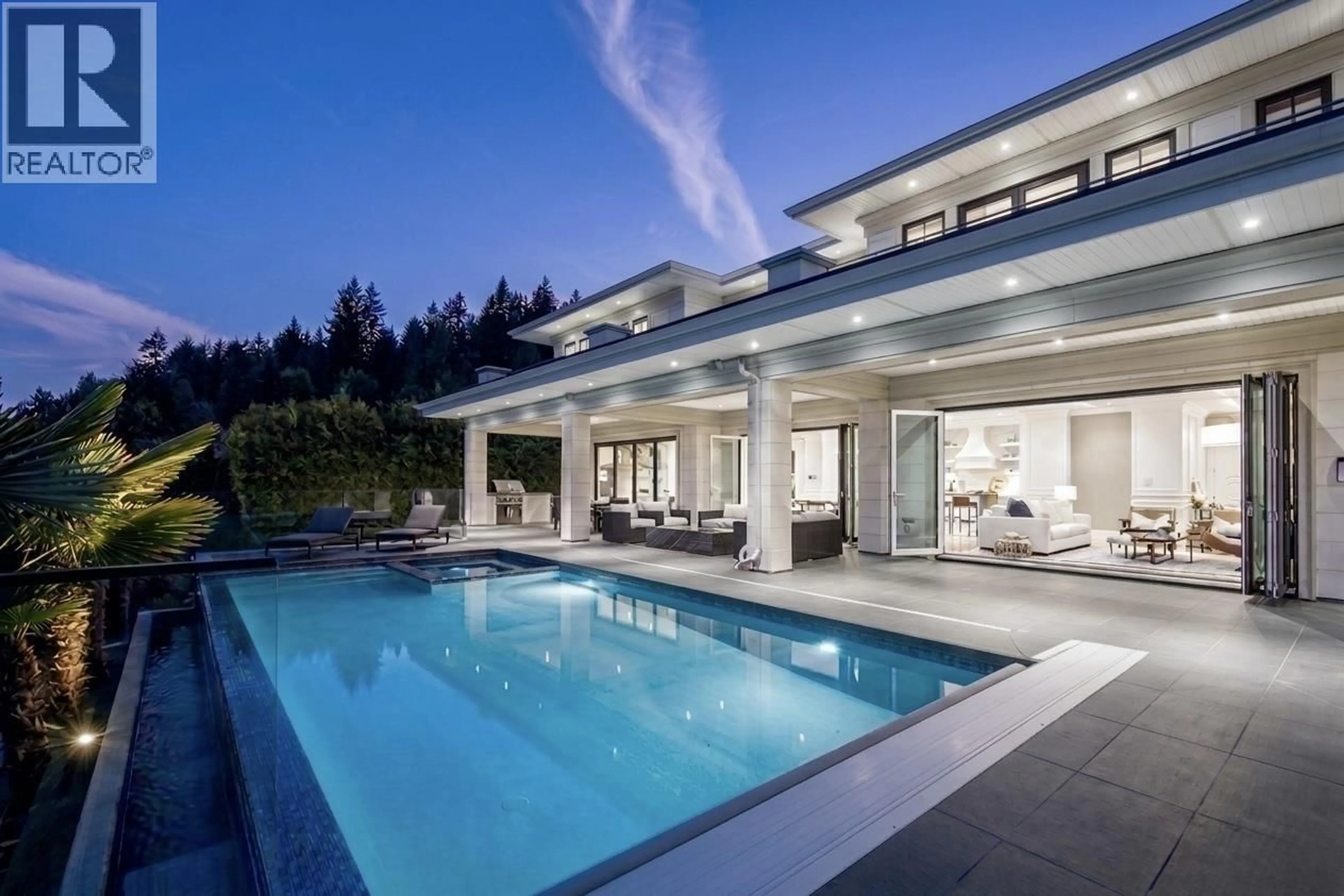Pool for 1515 CAMELOT ROAD, West Vancouver British Columbia V7S2L9