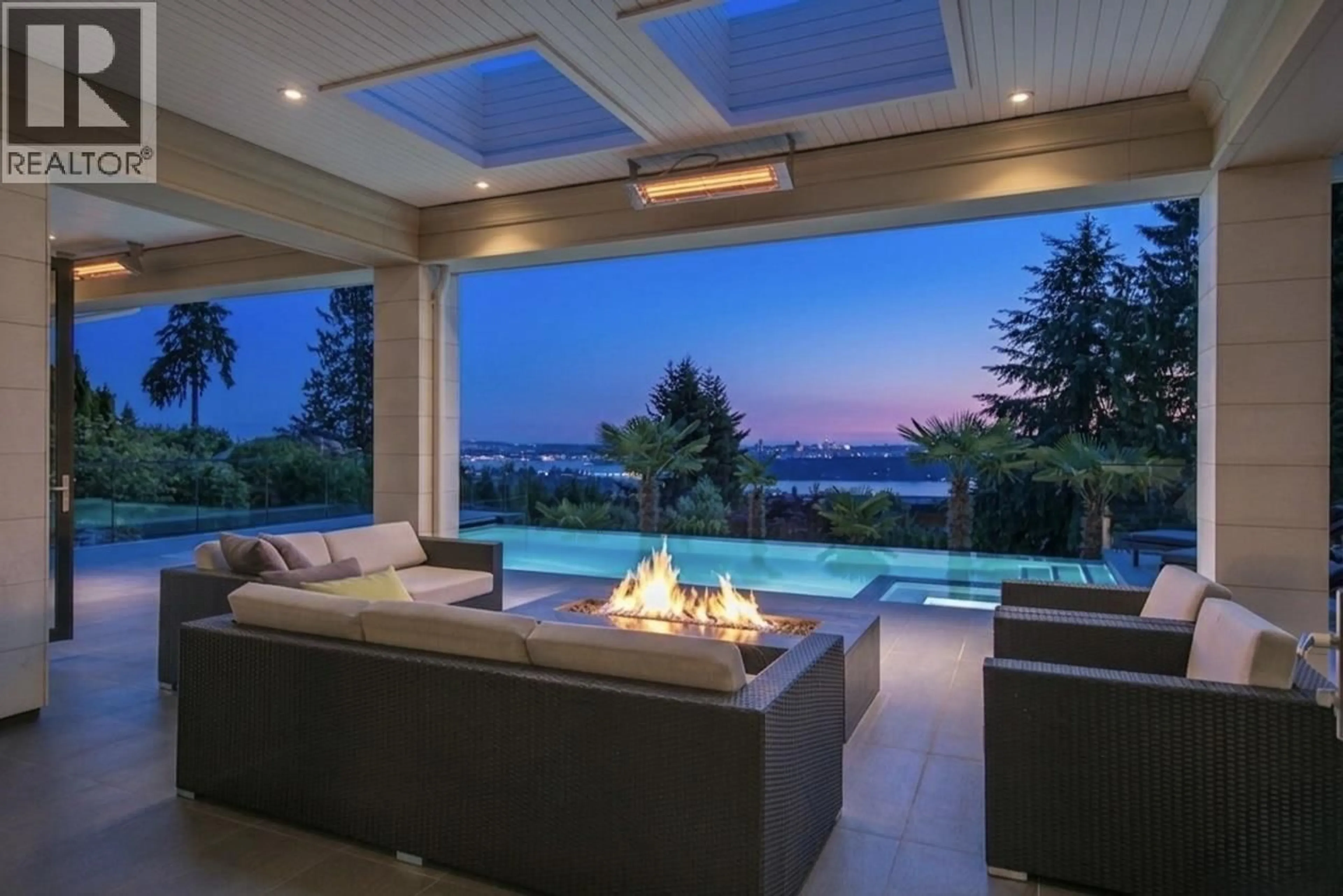 Patio, water/lake/river/ocean view for 1515 CAMELOT ROAD, West Vancouver British Columbia V7S2L9