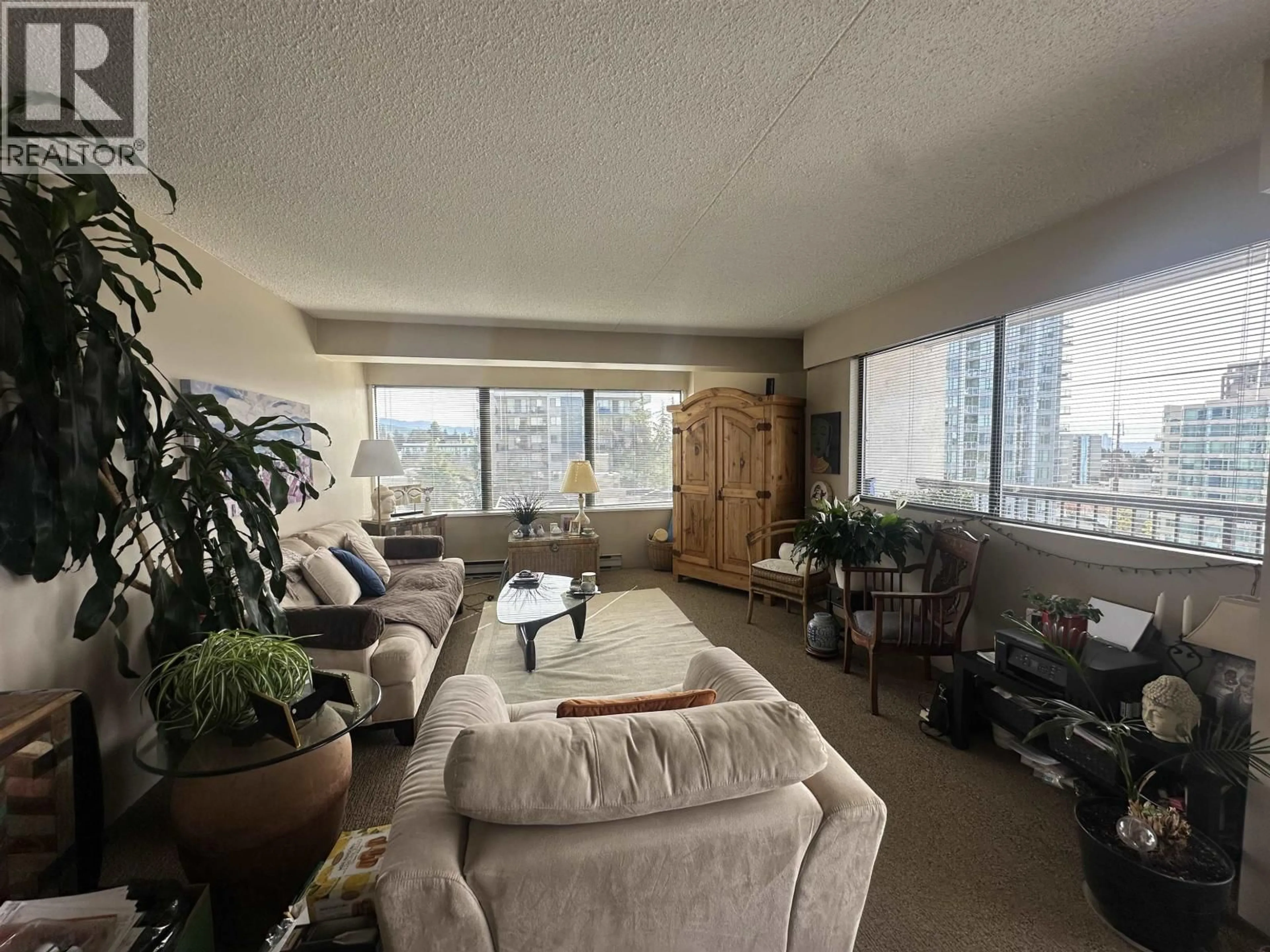 Living room with furniture, unknown for 802 - 1515 EASTERN AVENUE, North Vancouver British Columbia V7L4R2