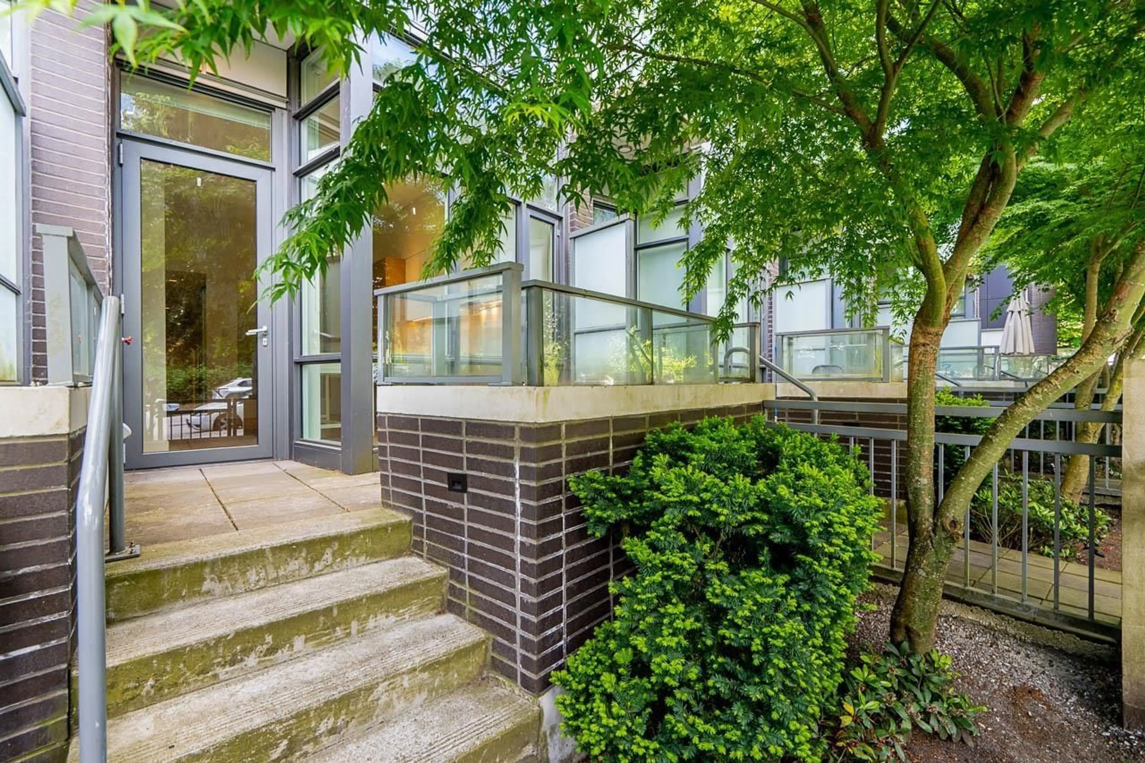 Unknown for 103 - 13438 CENTRAL AVENUE, Surrey British Columbia V3T0N2