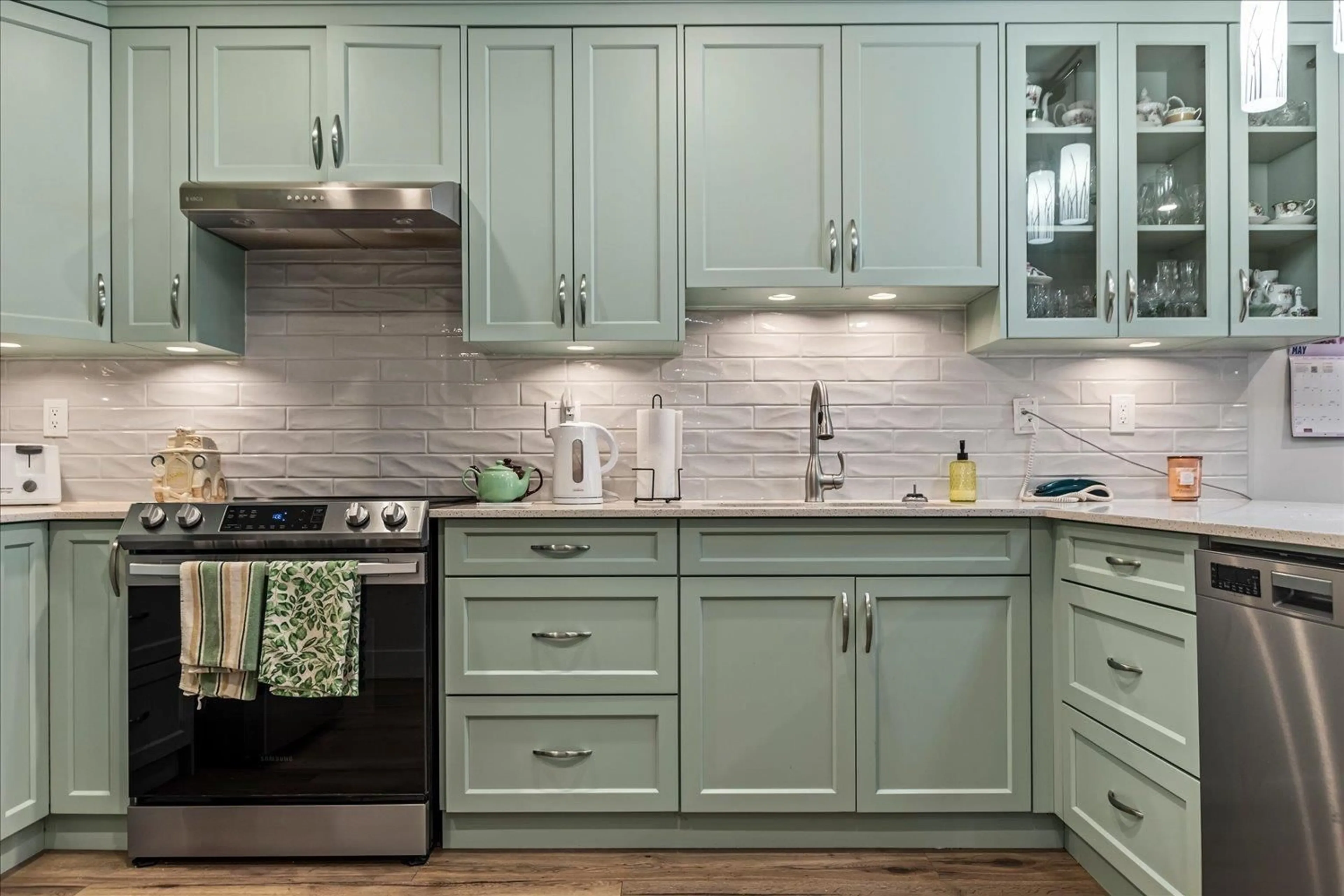 Contemporary kitchen, unknown for 83 - 16318 82 AVENUE, Surrey British Columbia V4N0N9