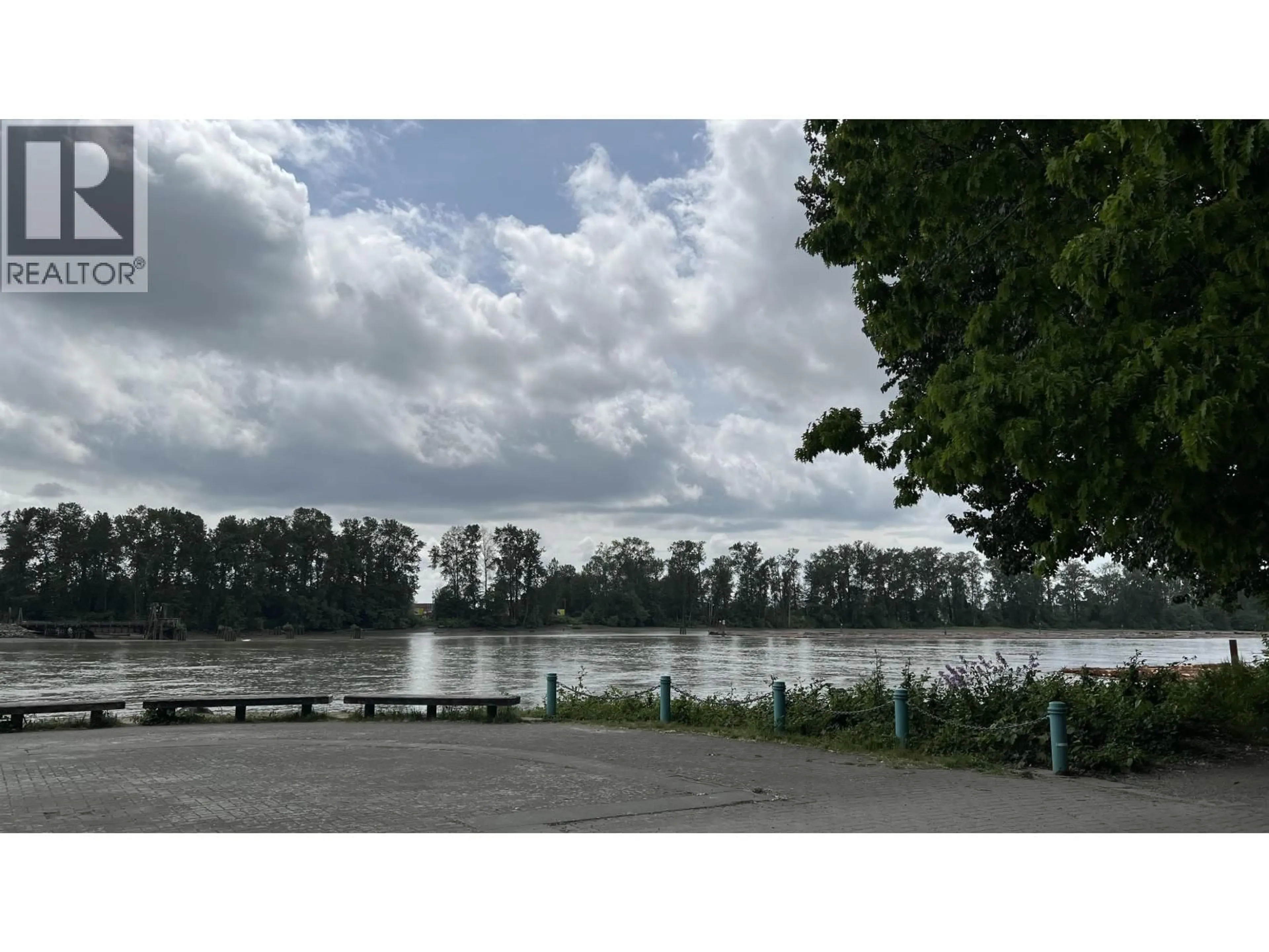 Blurry image for 310 - 8495 JELLICOE STREET, Vancouver British Columbia V5S2J4