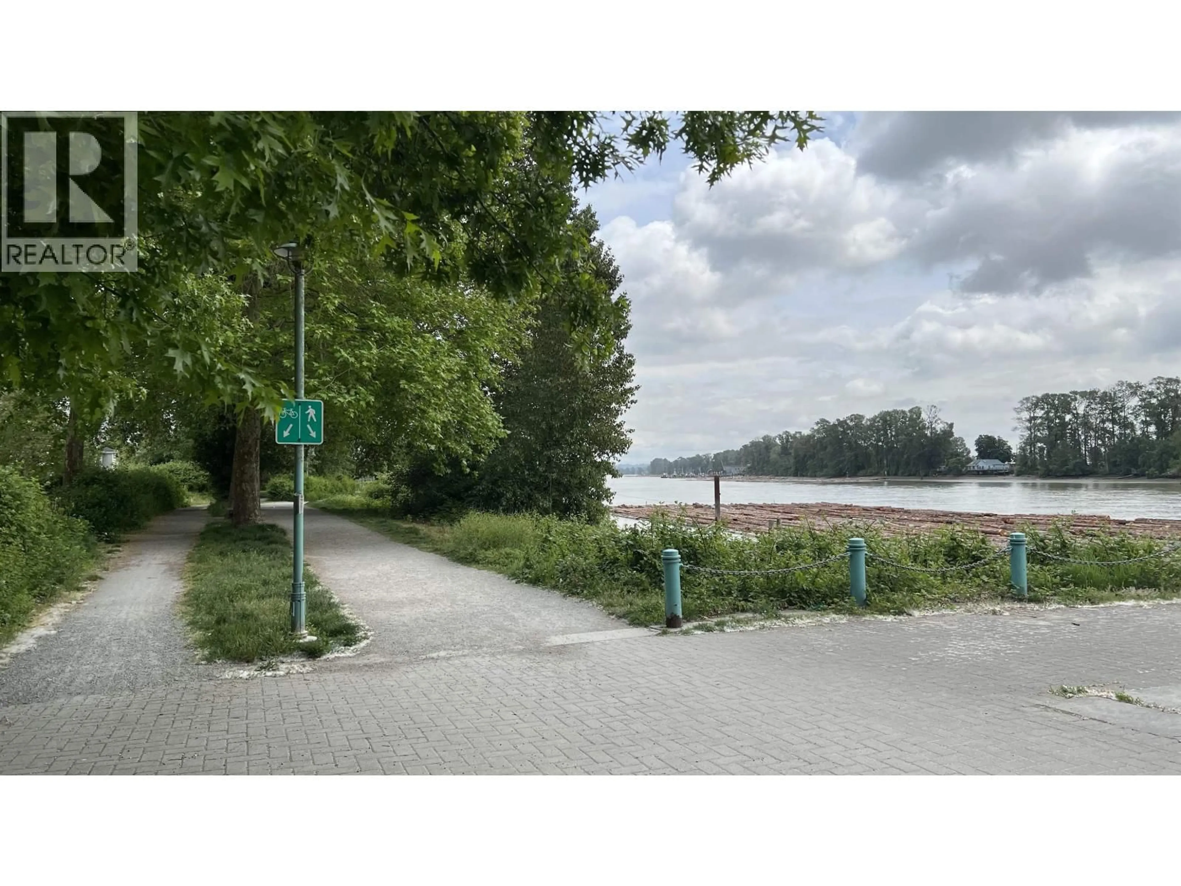 Blurry image for 310 - 8495 JELLICOE STREET, Vancouver British Columbia V5S2J4