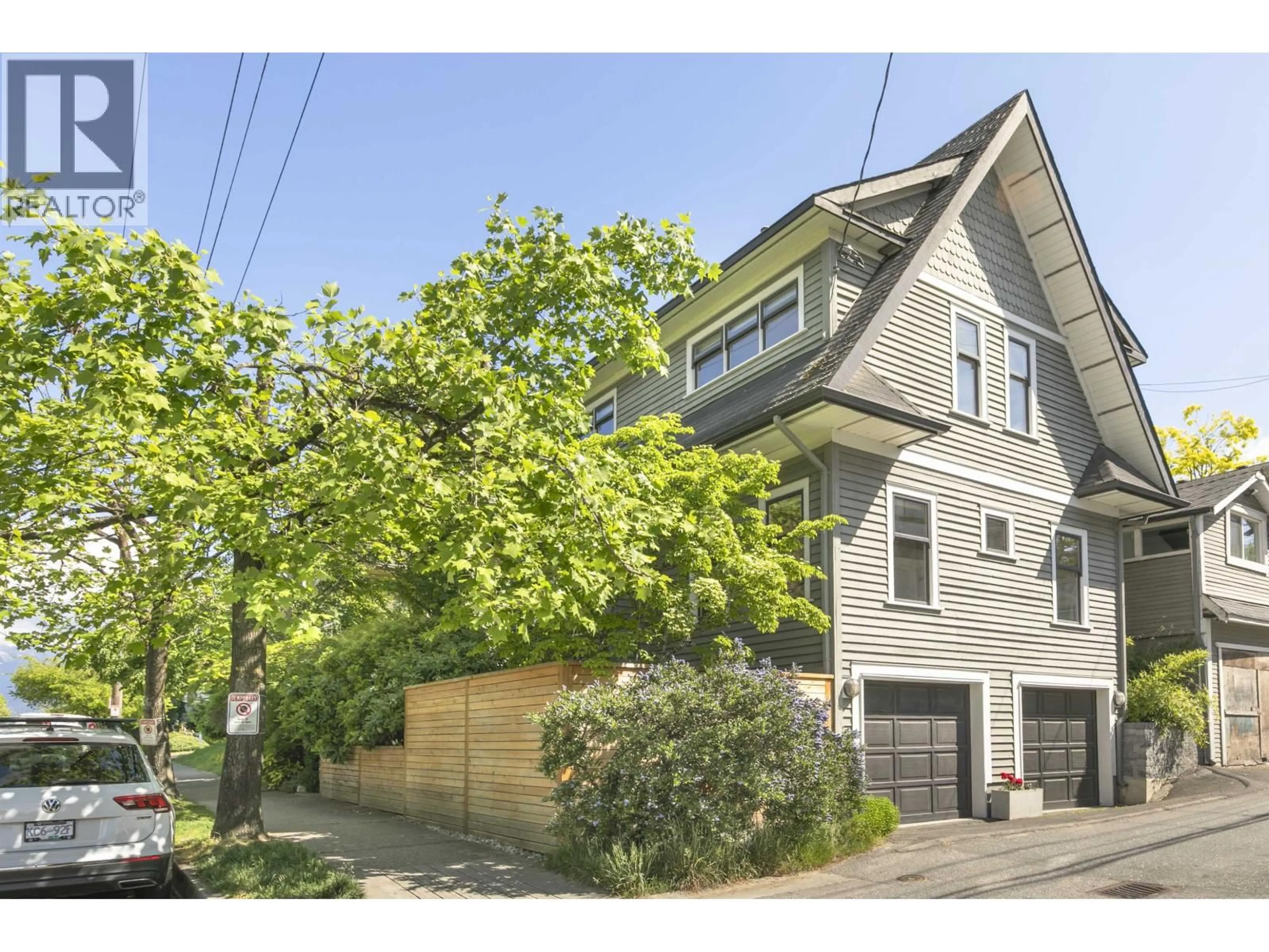 Unknown for 1608 WOODLAND DRIVE, Vancouver British Columbia V5L3T1