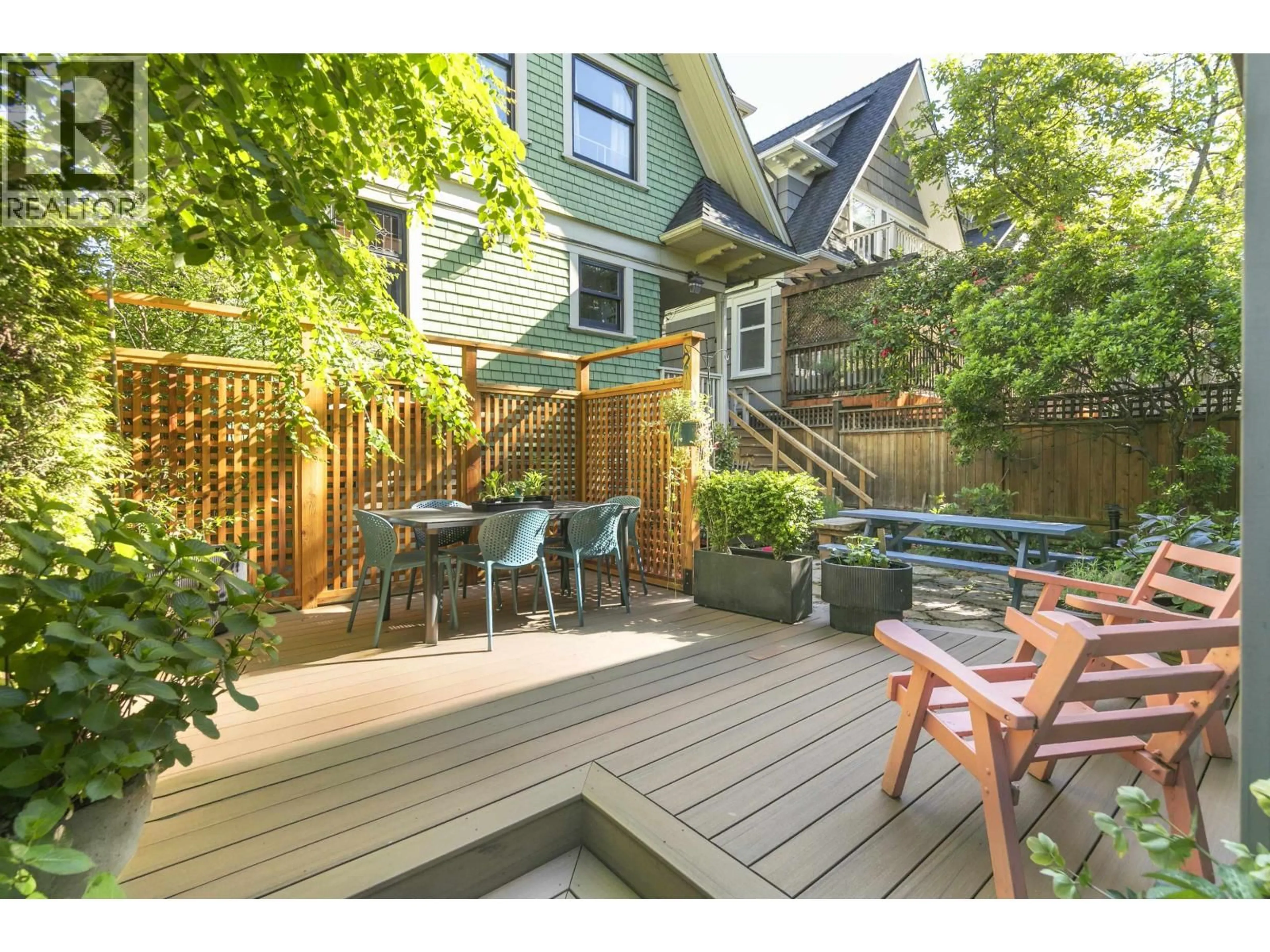 Patio, street for 1608 WOODLAND DRIVE, Vancouver British Columbia V5L3T1