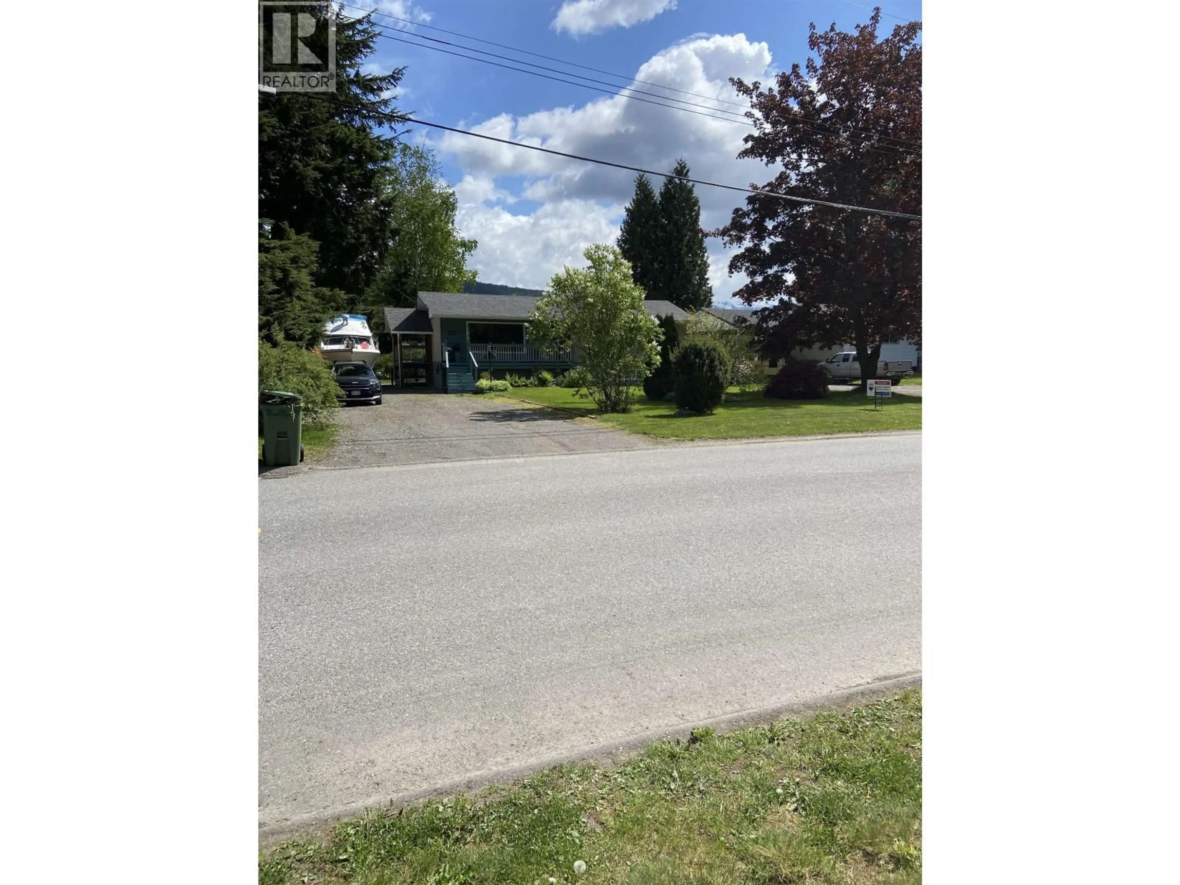 Unknown for 4012 MUNROE STREET, Terrace British Columbia V8G3C5