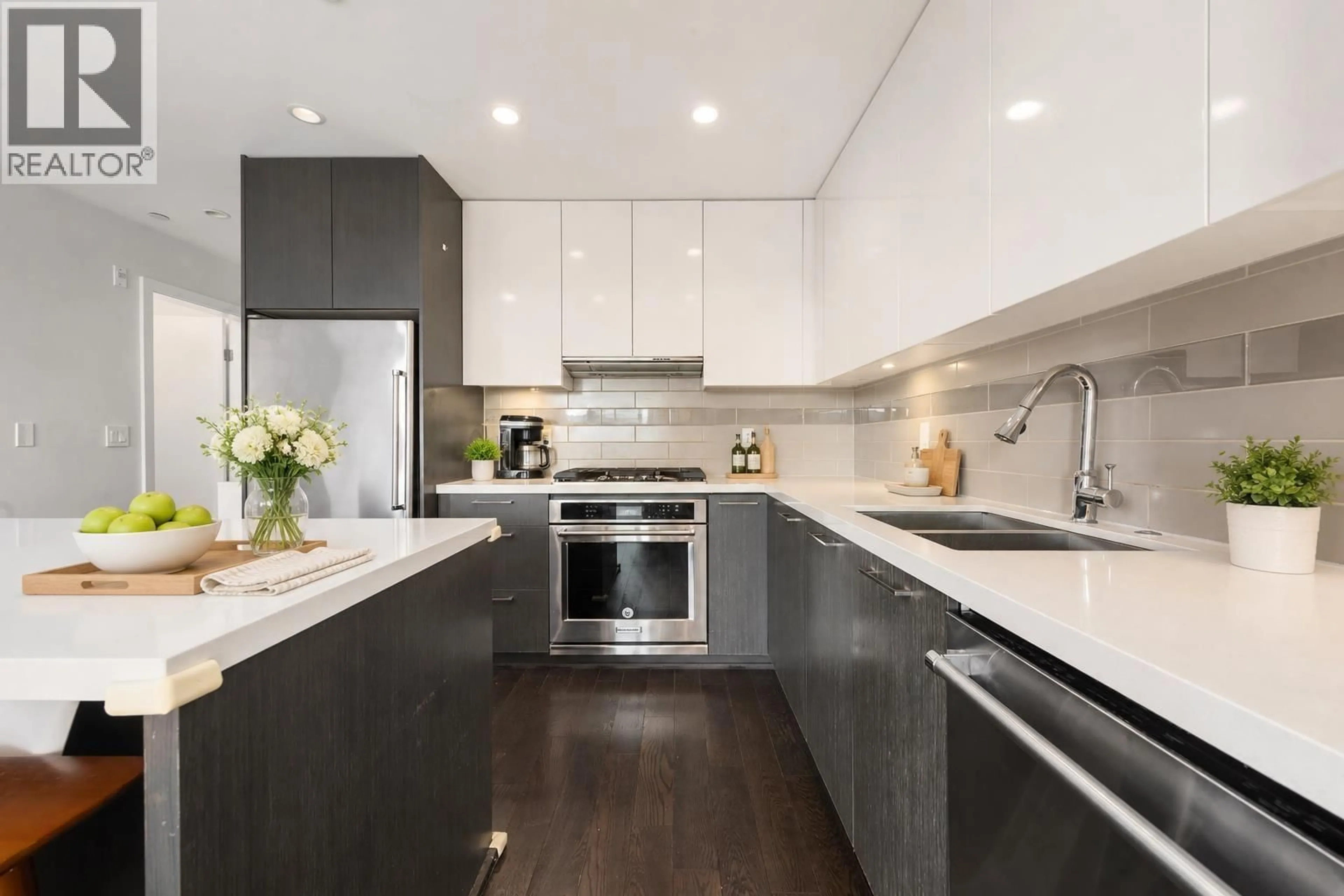Contemporary kitchen, unknown for 508 - 7008 RIVER PARKWAY, Richmond British Columbia V6X0R1