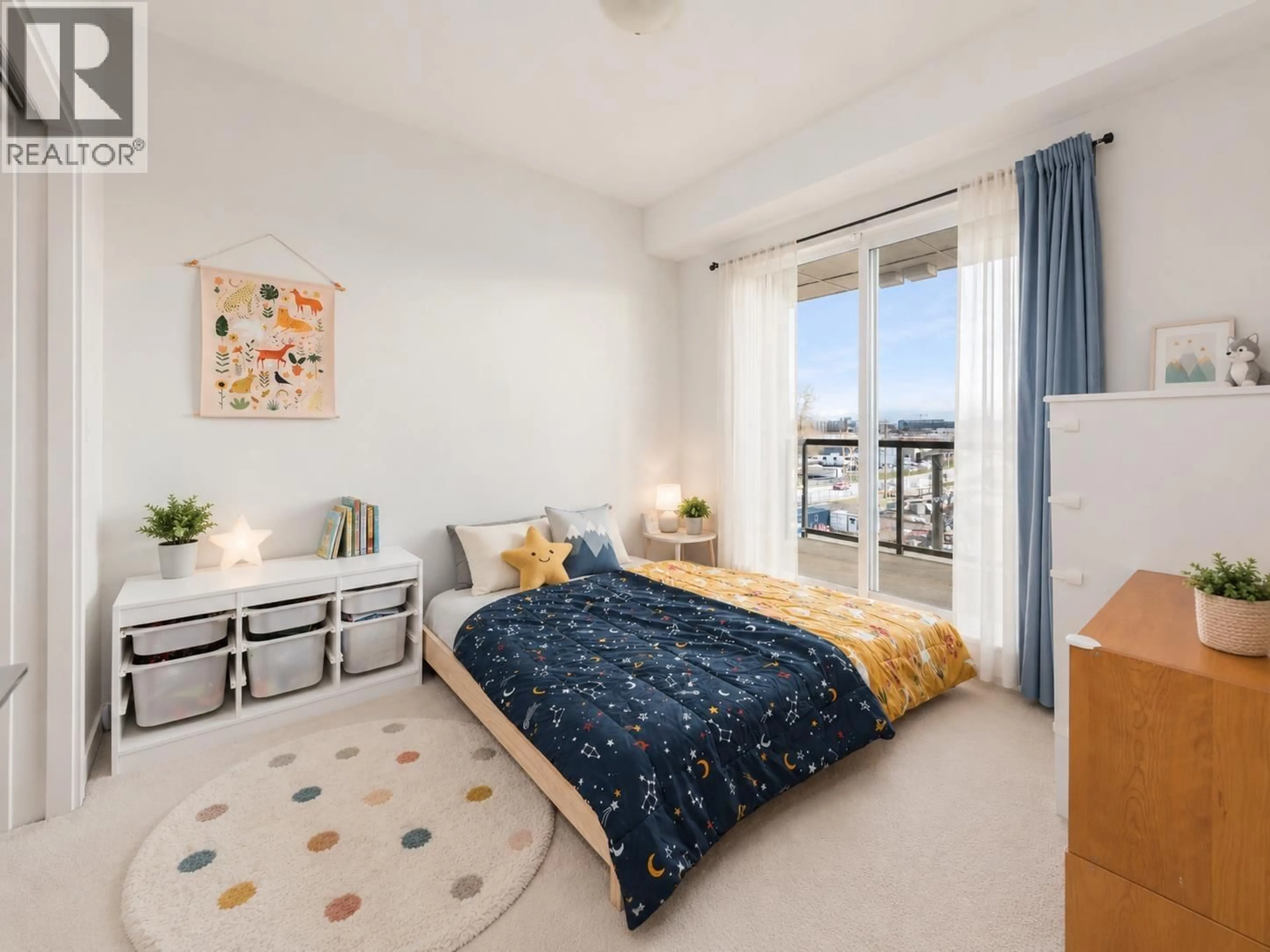 Bedroom with bed, carpet floor for 508 - 7008 RIVER PARKWAY, Richmond British Columbia V6X0R1