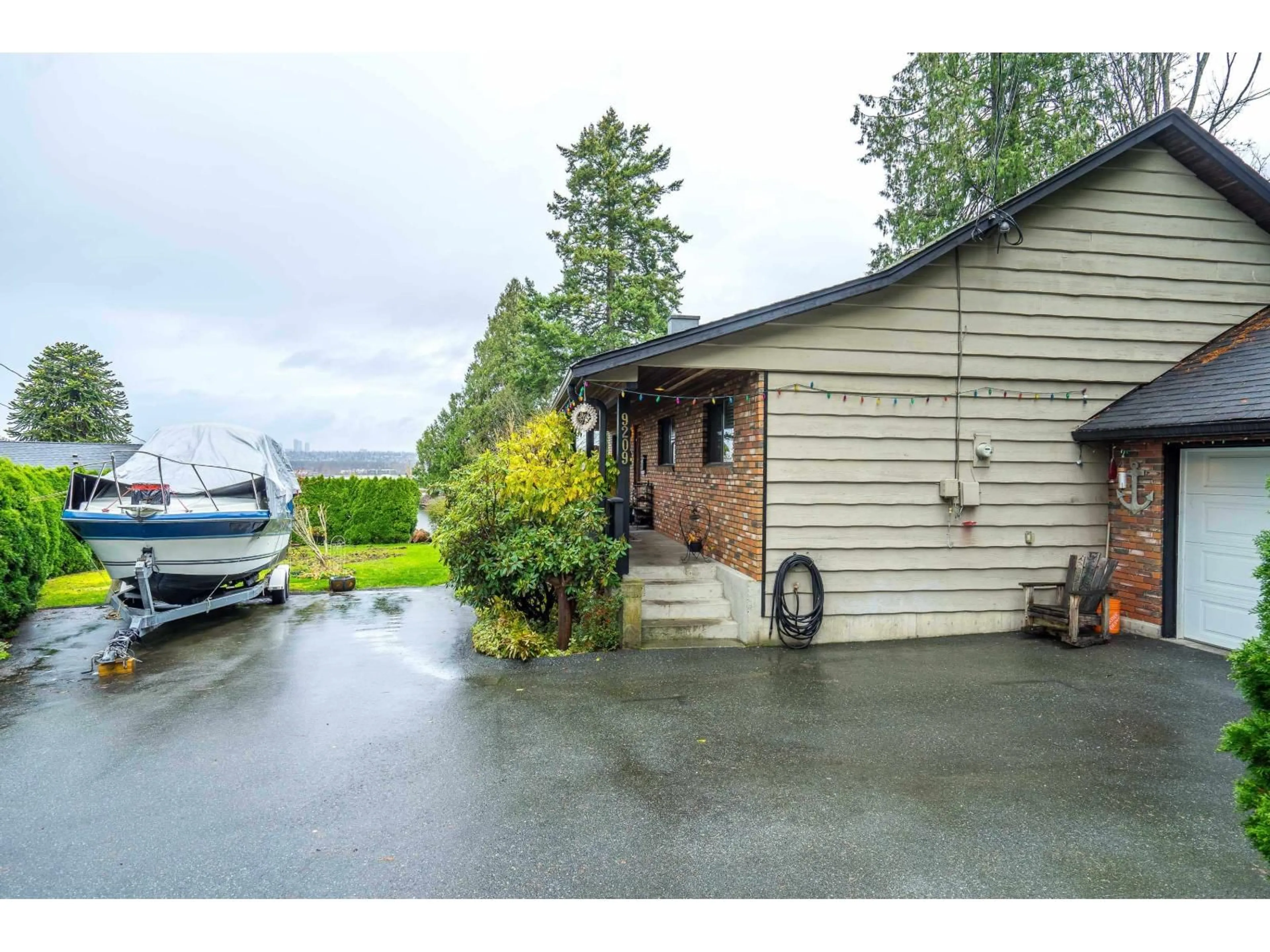 A pic from outside/outdoor area/front of a property/back of a property/a pic from drone, unknown for 9209 NORUM ROAD, Delta British Columbia V4C7B6