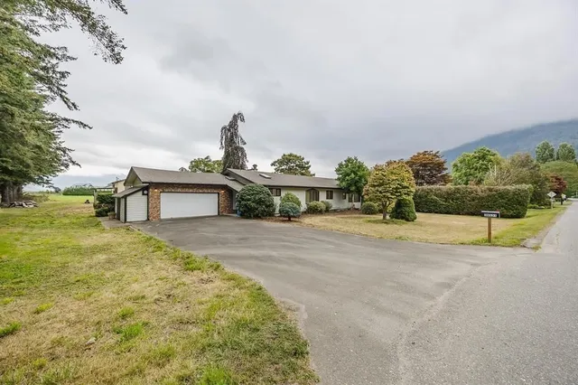 38531 OLD YALE ROAD, Abbotsford 3