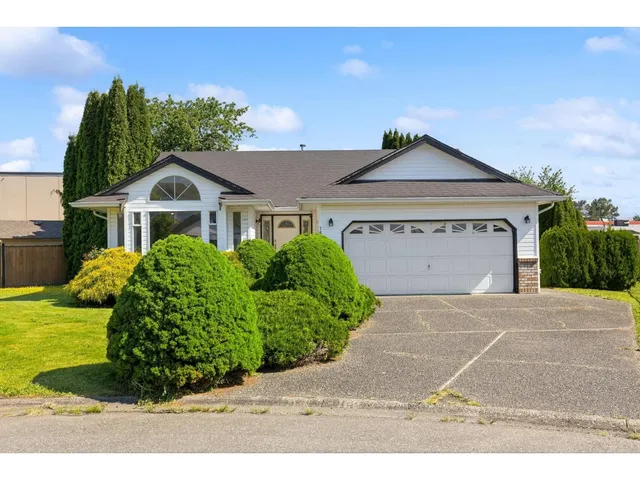 7660 SAPPHIRE DRIVE, Chilliwack 2