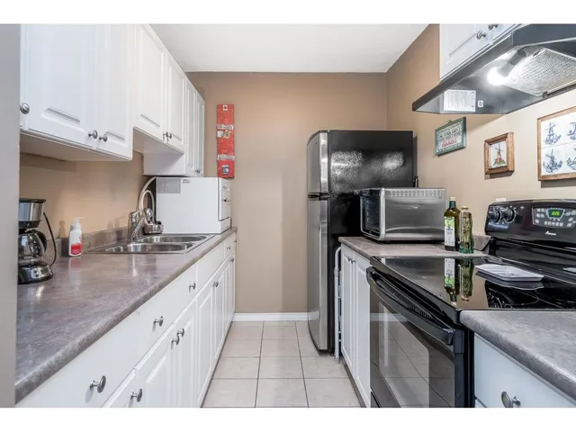 70 - 17712 60 AVENUE, Surrey 4