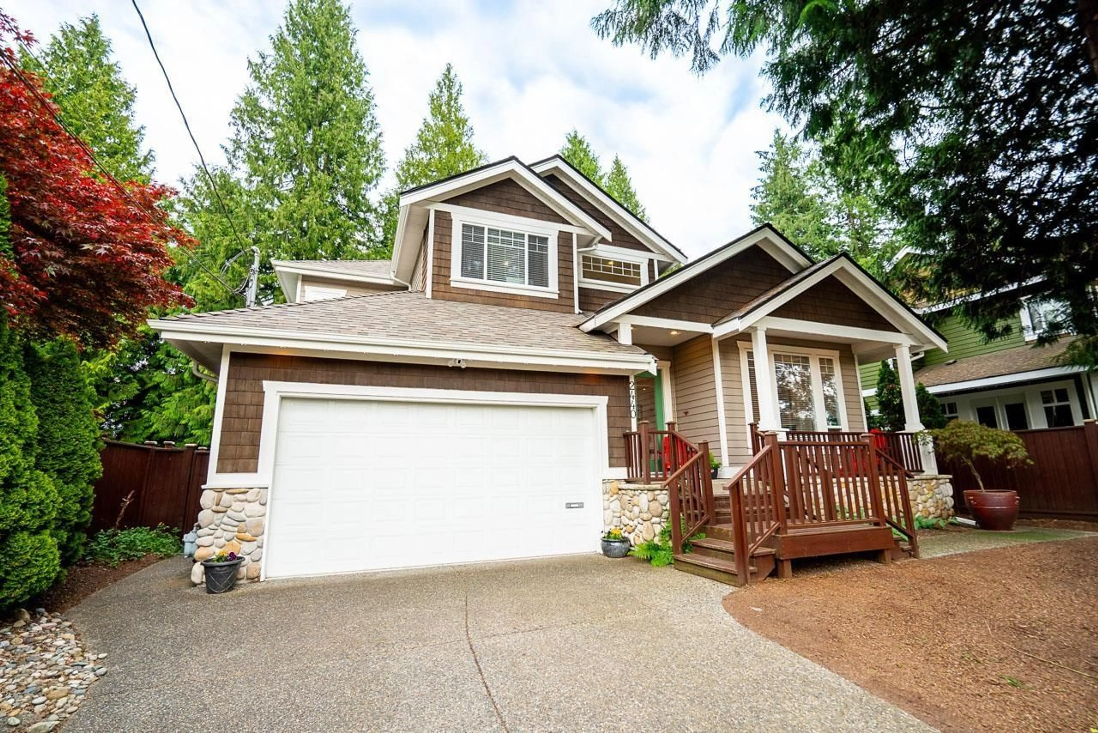 Home with vinyl exterior material, street for 2440 124B STREET, Surrey British Columbia V4A3N6