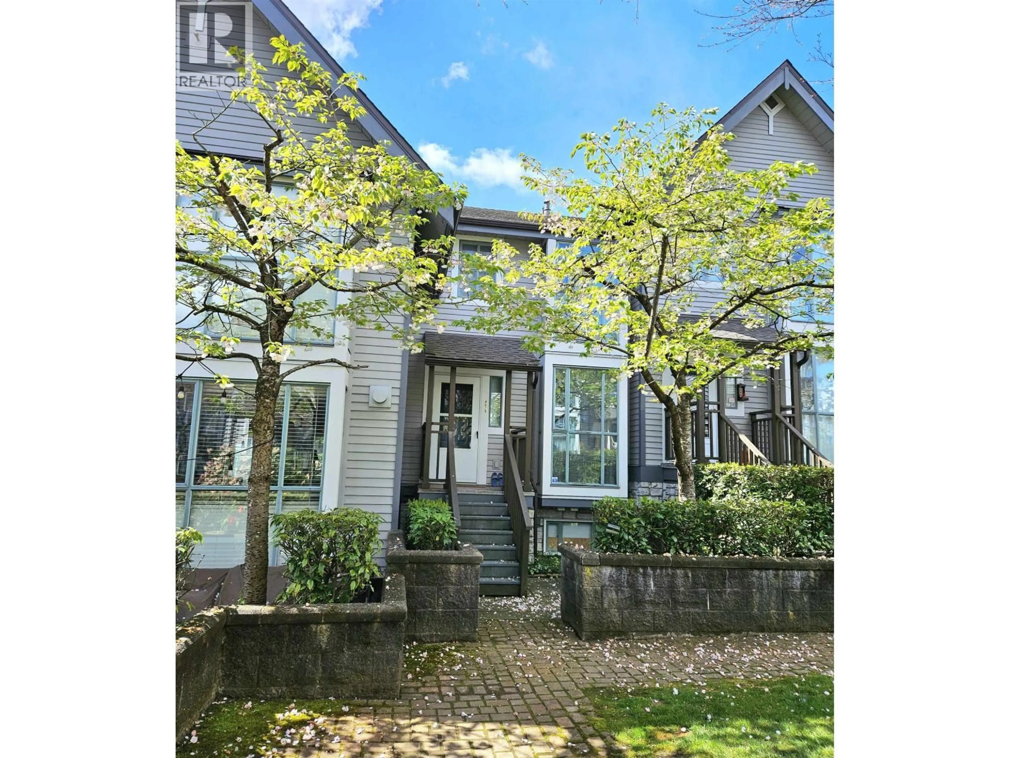Unknown for 4875 DUCHESS STREET, Vancouver British Columbia V5R6E1