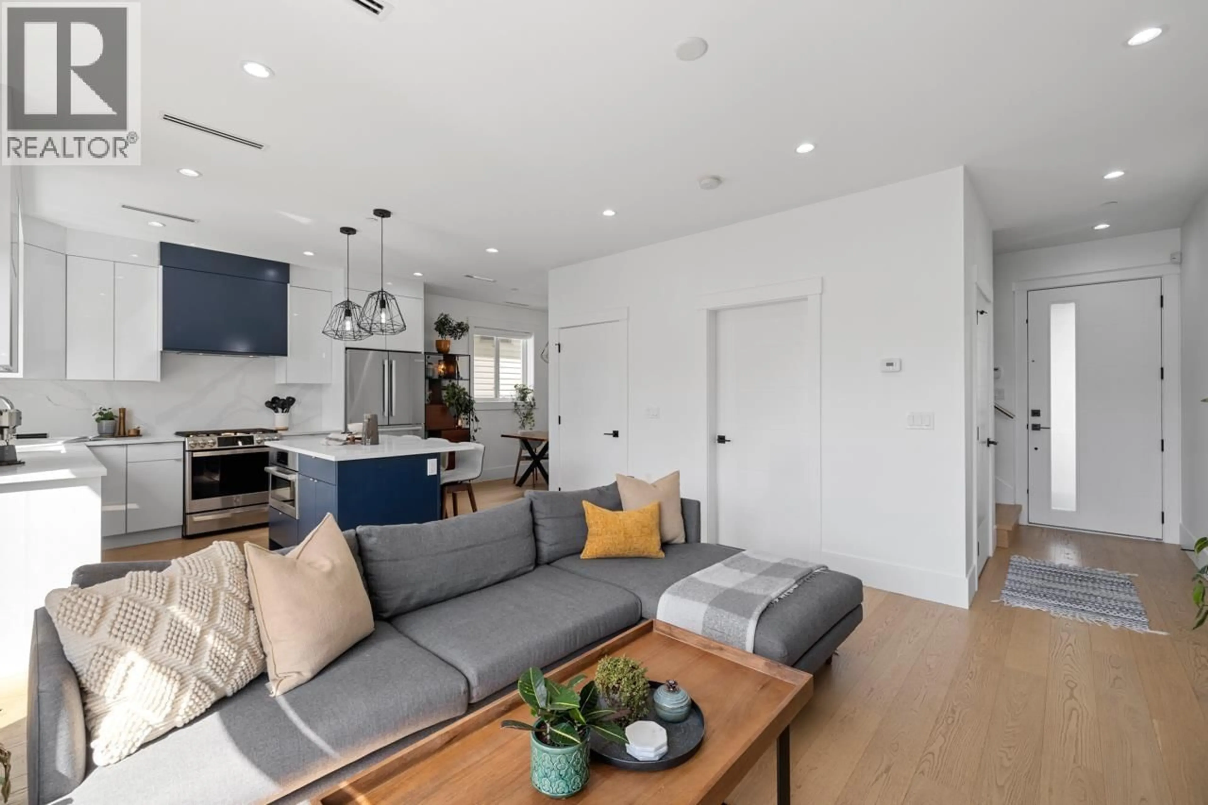 Living room with furniture, unknown for 5867 BATTISON STREET, Vancouver British Columbia V5R4M7