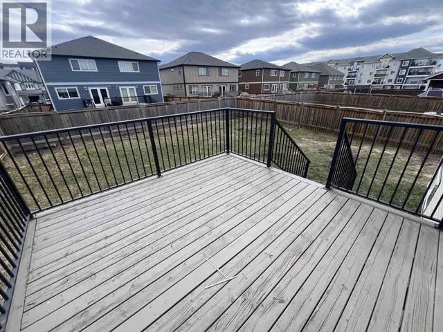 11011 105 AVENUE, Fort St. John 3