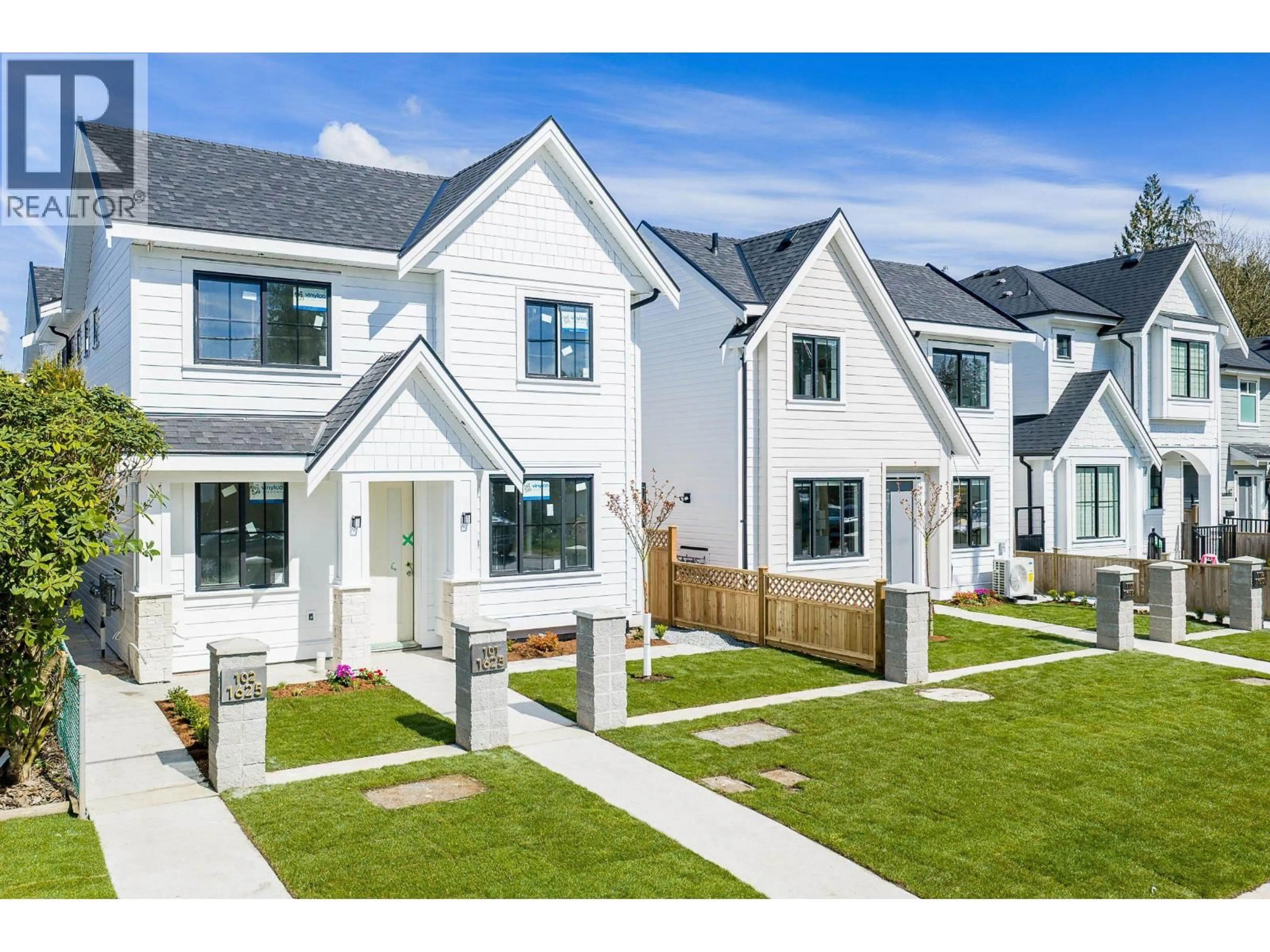 Home with vinyl exterior material, street for 101 - 1625 MANNING AVENUE, Port Coquitlam British Columbia V3B1K7