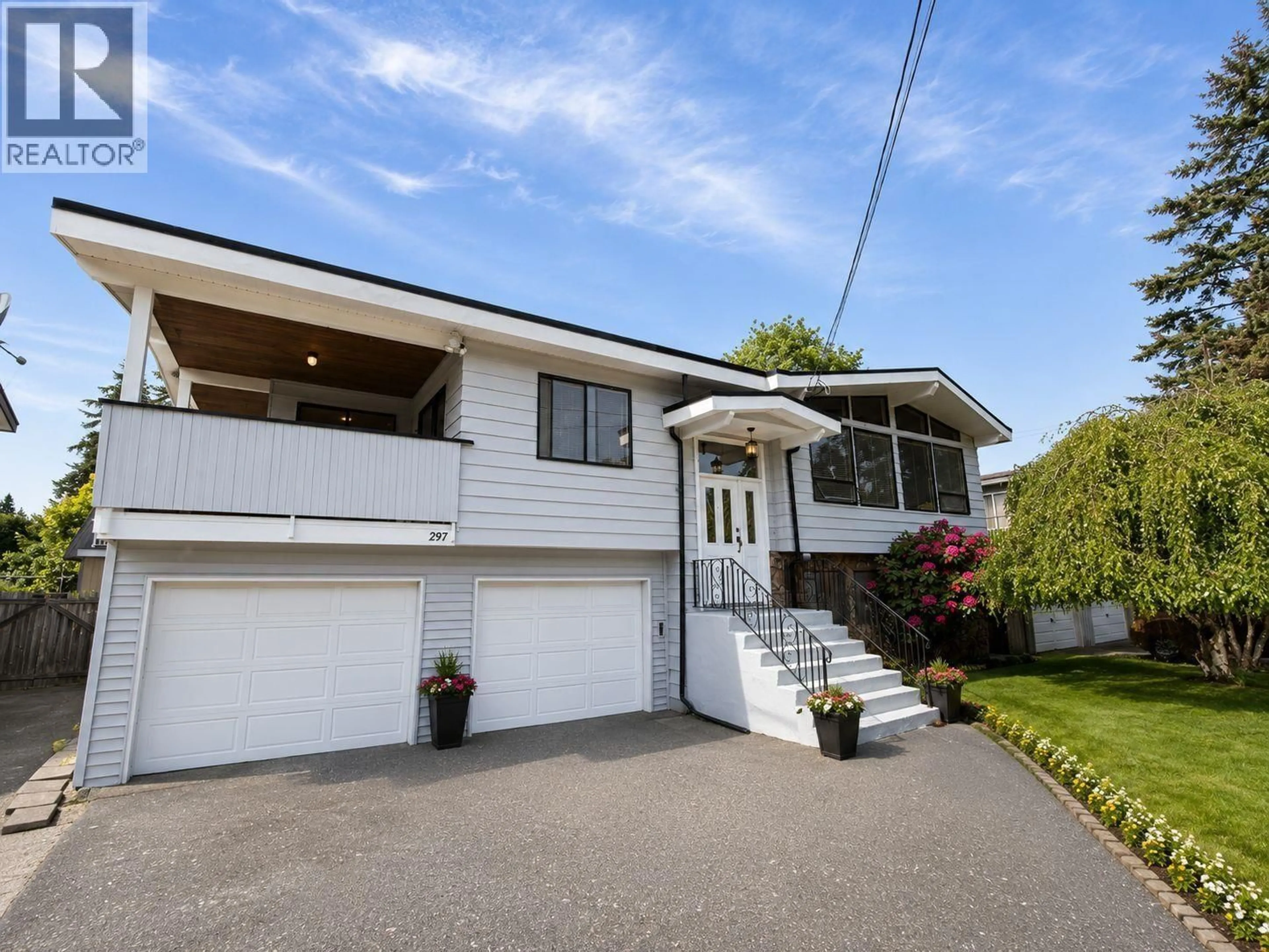 Home with vinyl exterior material, street for 297 54TH STREET, Delta British Columbia V4M3G6