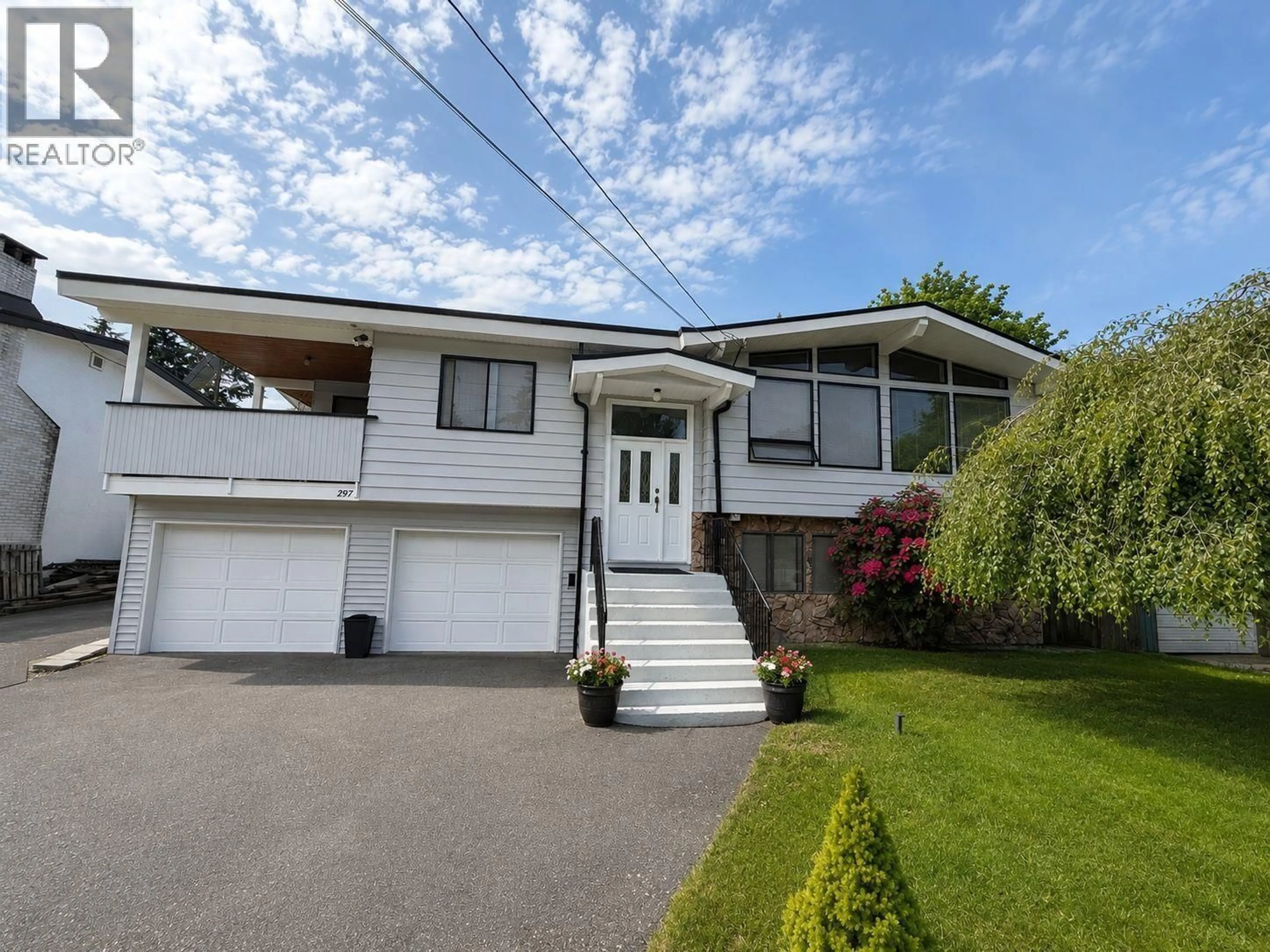 Home with vinyl exterior material, street for 297 54TH STREET, Delta British Columbia V4M3G6