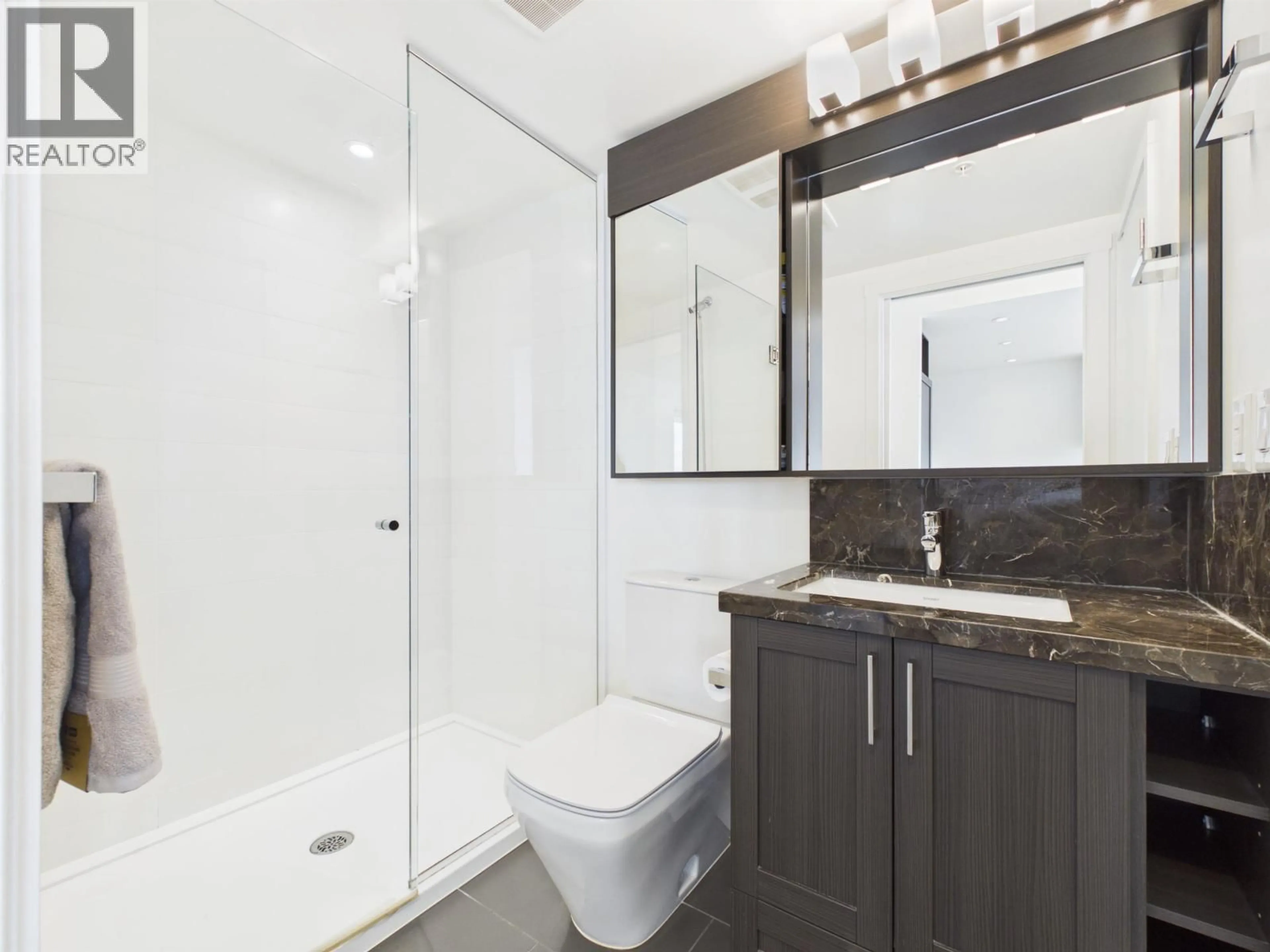 Standard bathroom, ceramic/tile floor for 1709 - 5470 ORMIDALE STREET, Vancouver British Columbia V5R0G6