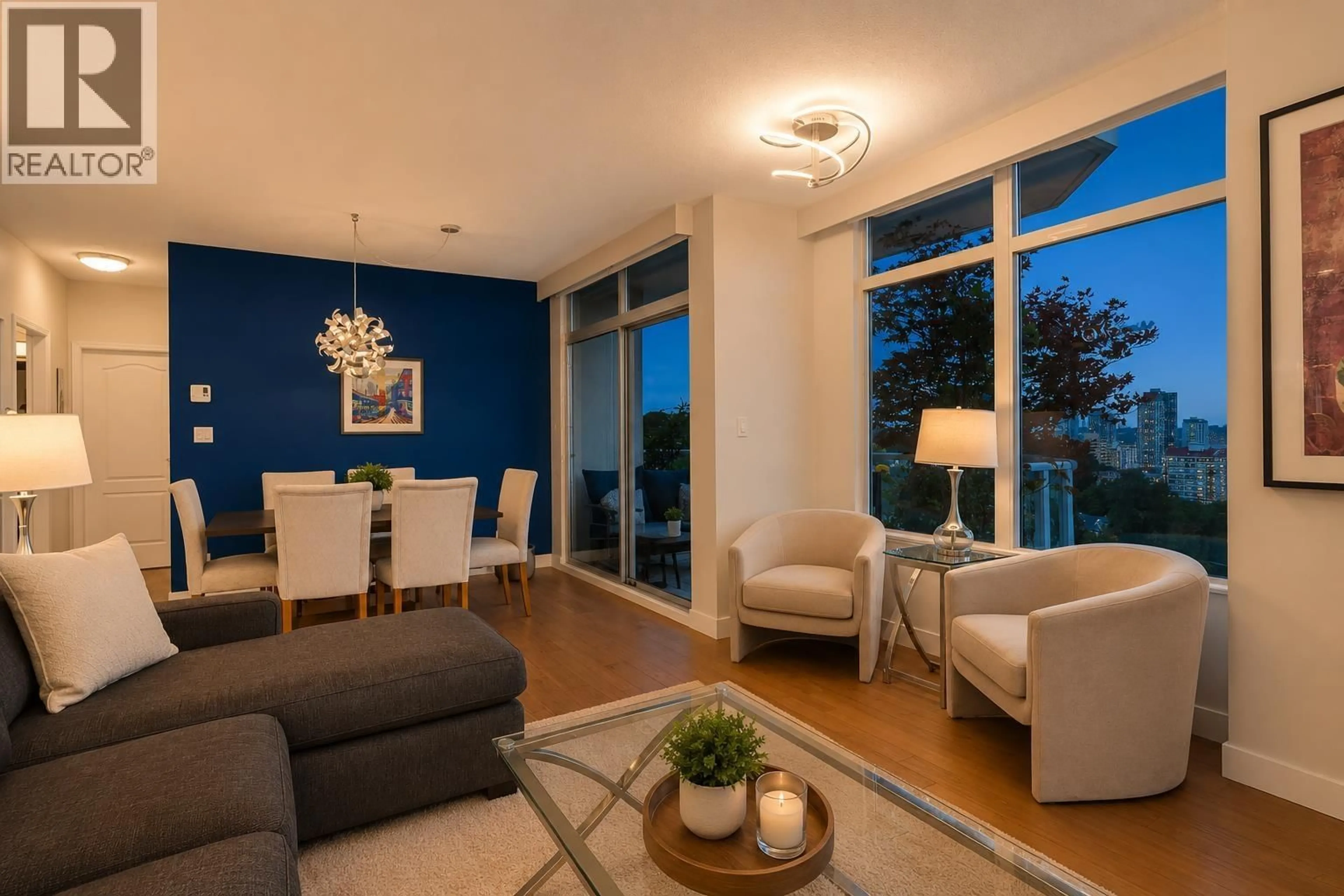Living room with furniture, unknown for 1004 - 412 TWELFTH STREET, New Westminster British Columbia V3M6R2